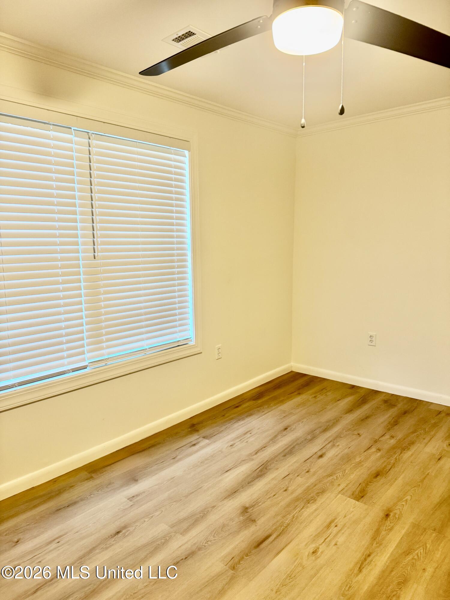 209 Crestview Drive Property Photo 31