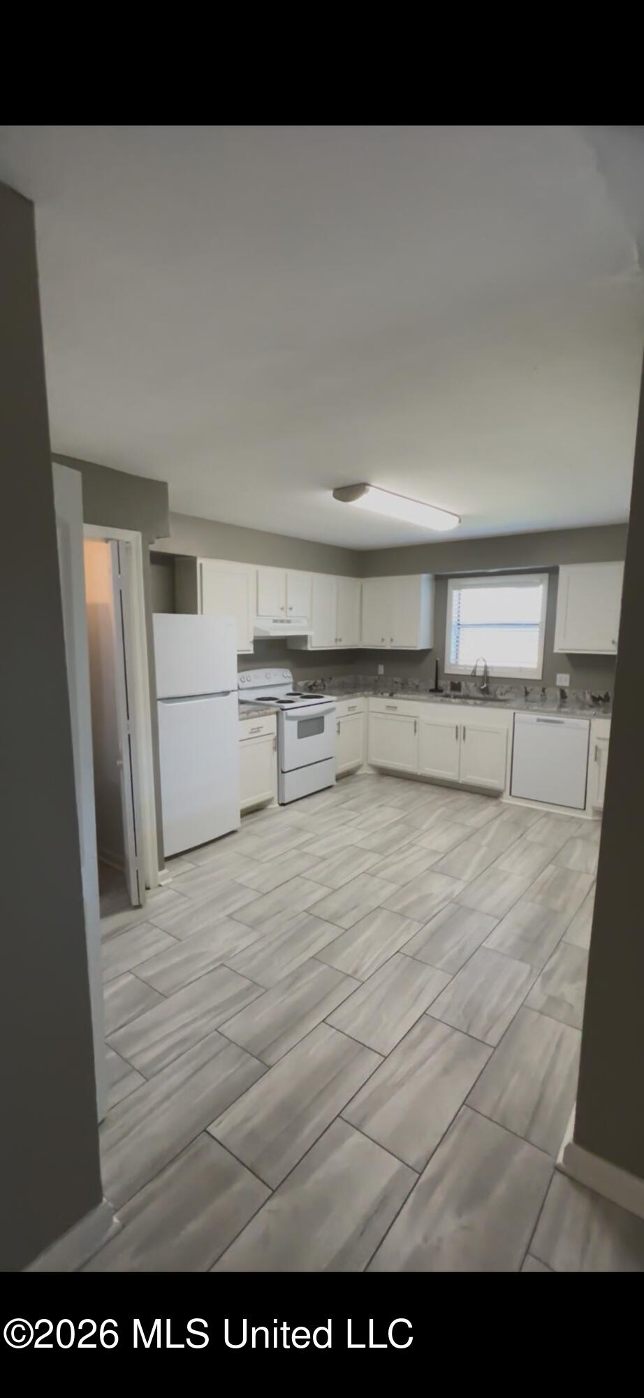 1027 Windrose Drive Property Photo 1