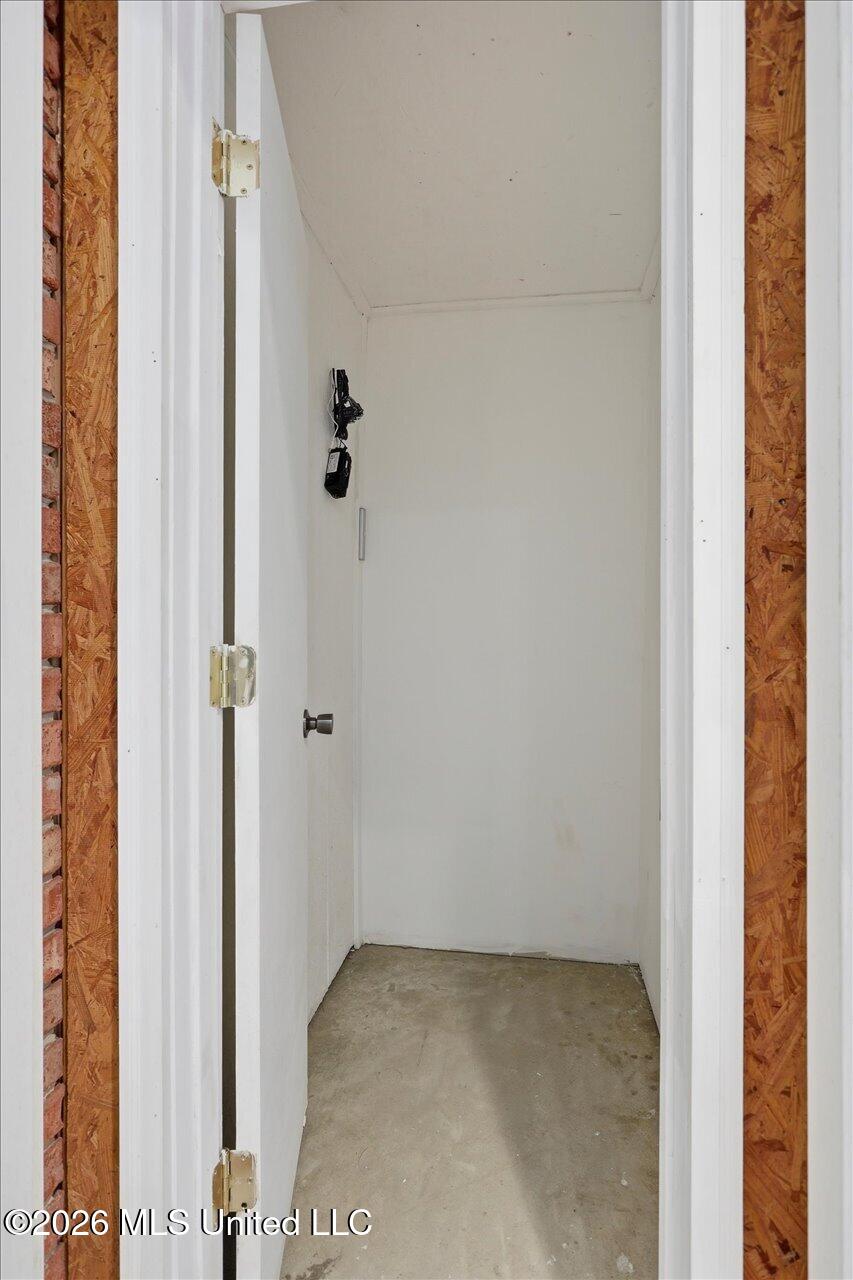 1124 Perrett Road Property Photo 25