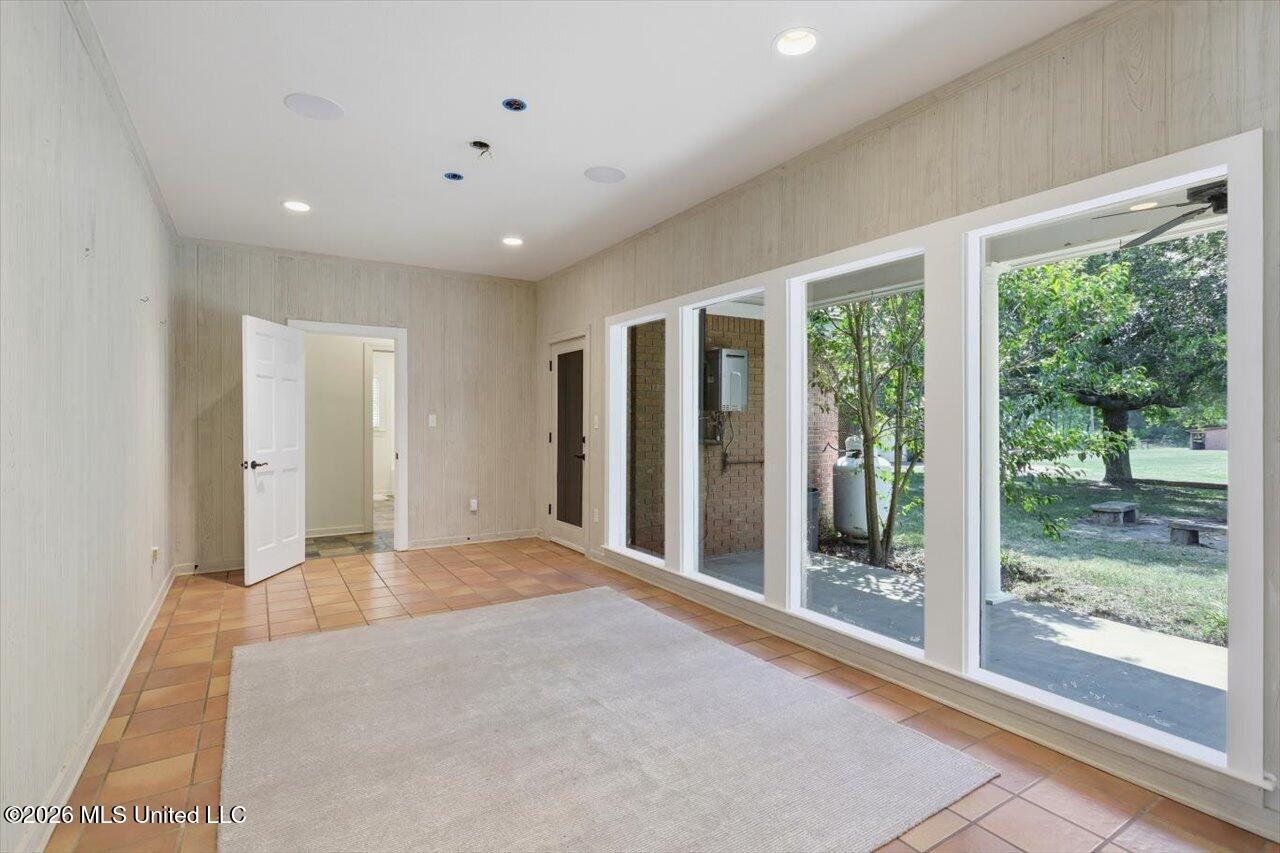 1124 Perrett Road Property Photo 26