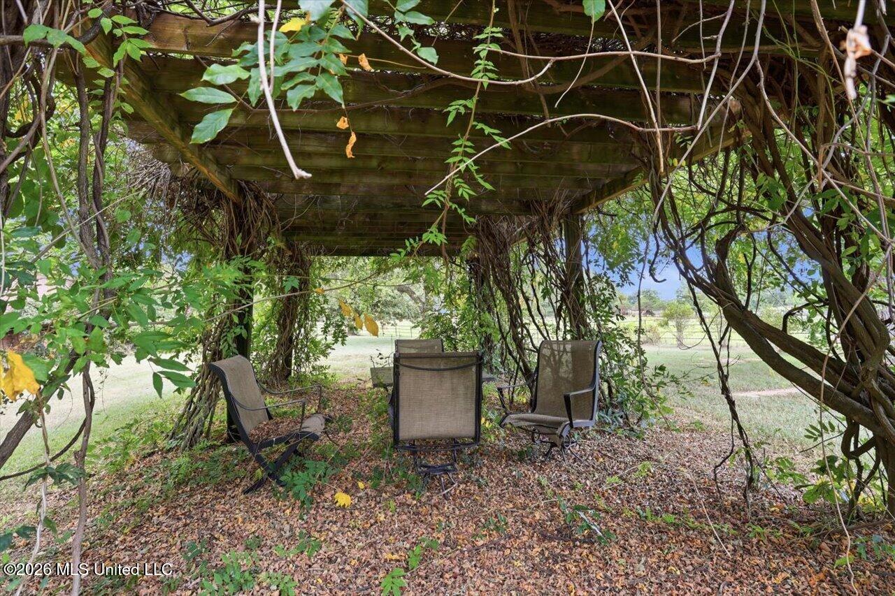 1124 Perrett Road Property Photo 49