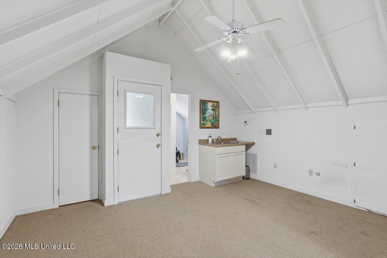 1124 Perrett Road Property Photo 54