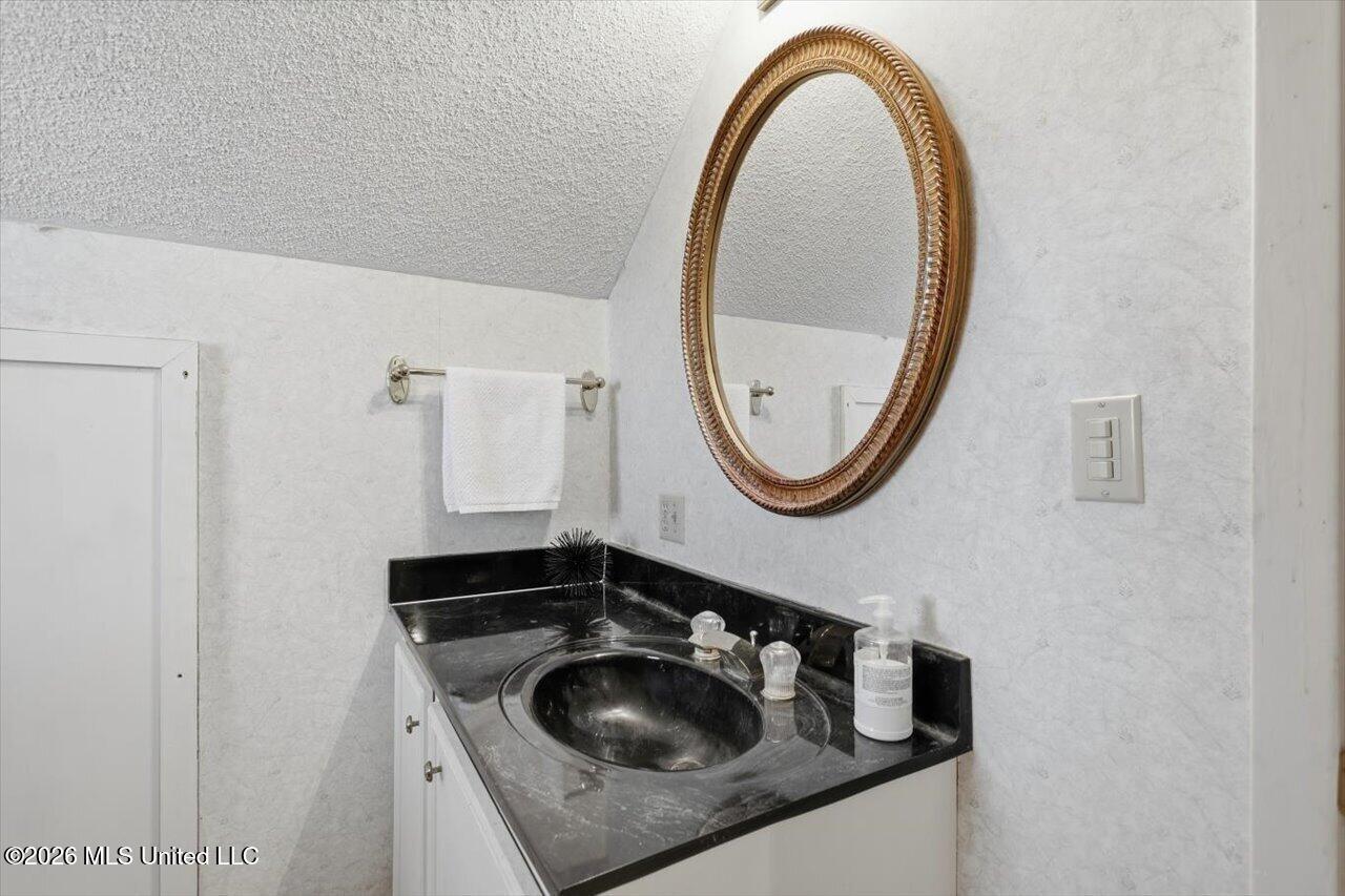 1124 Perrett Road Property Photo 55