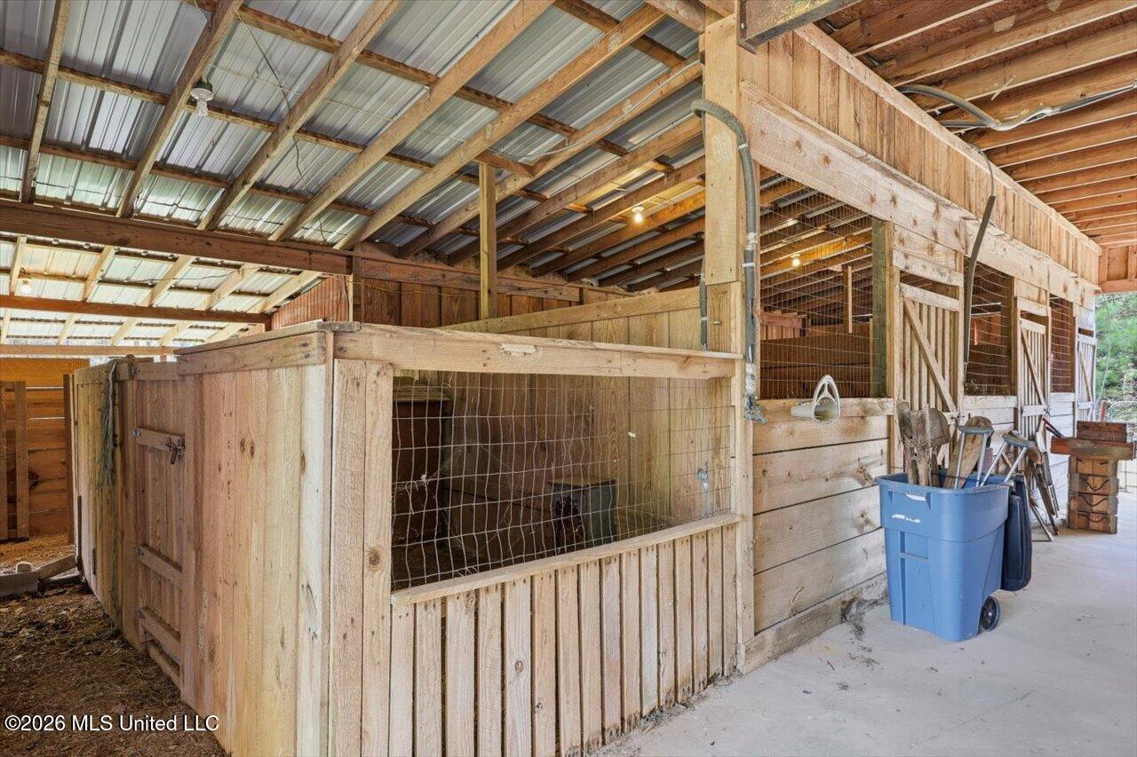 1124 Perrett Road Property Photo 67