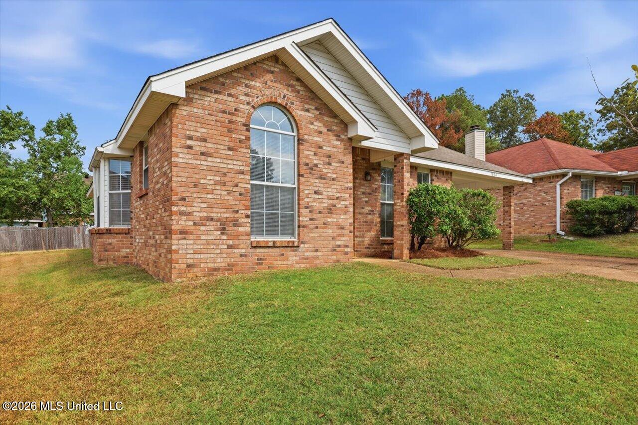 1854 Cape Cove Property Photo 3