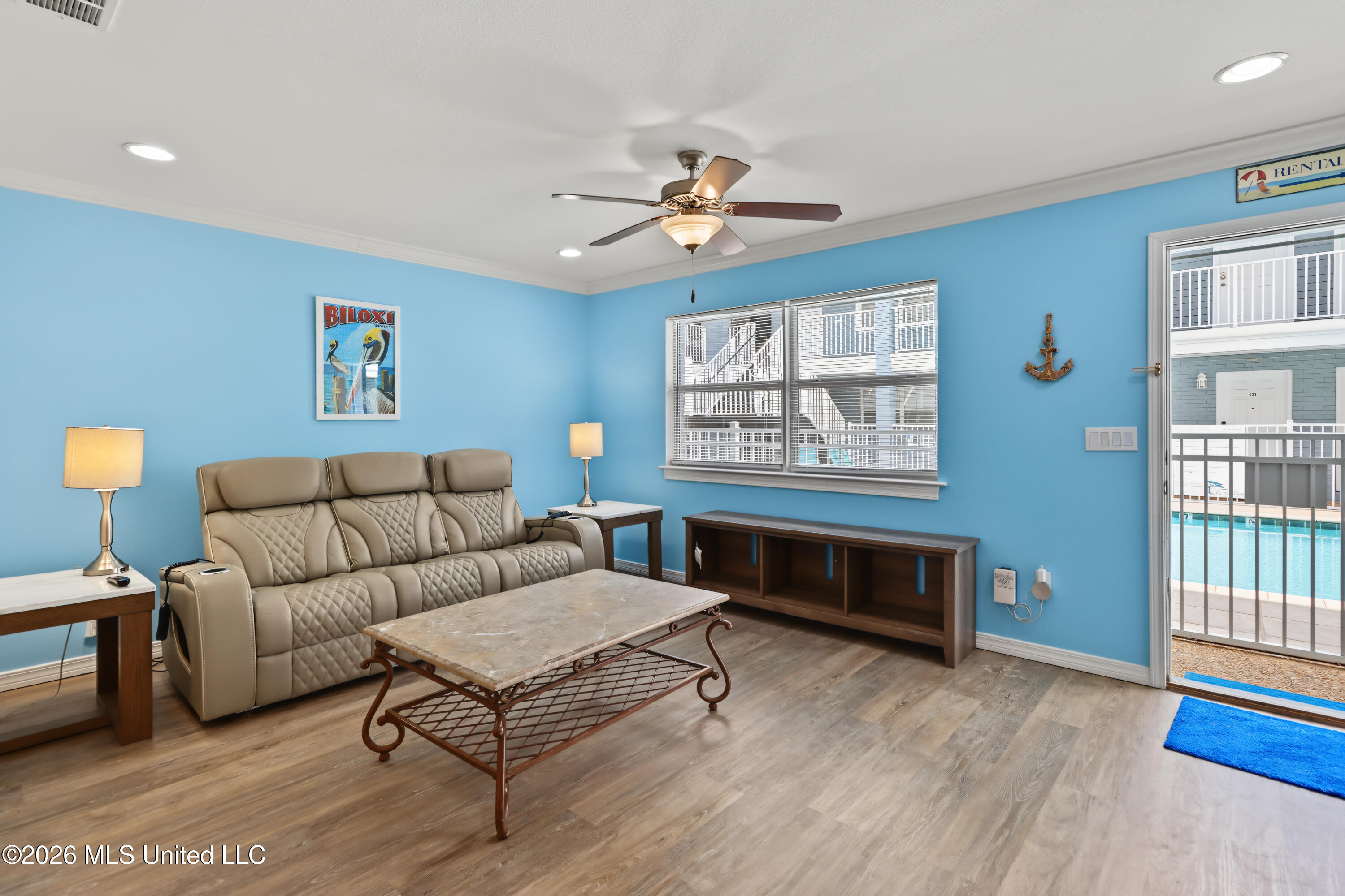 1282 Beach Boulevard Property Photo 7