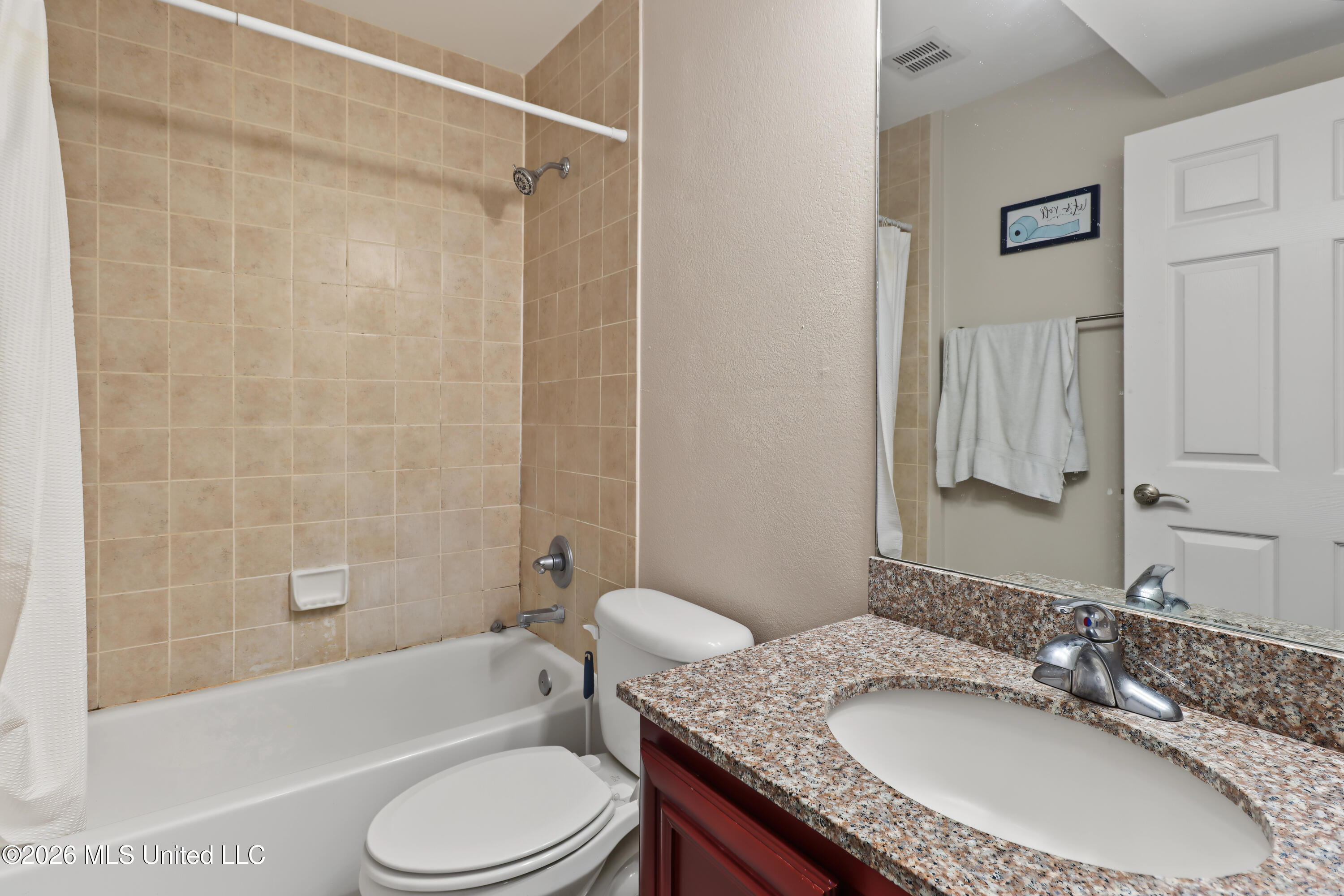 1282 Beach Boulevard Property Photo 8