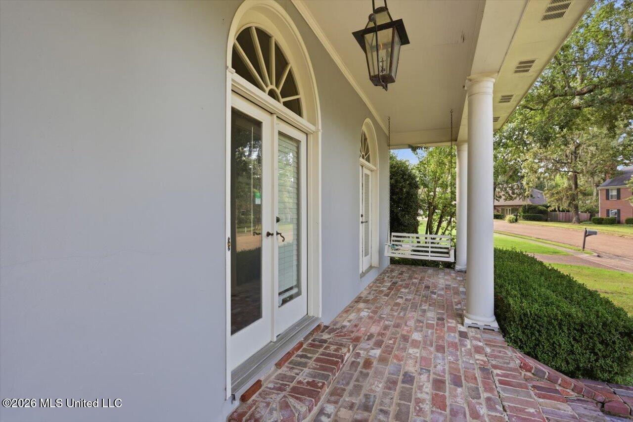 36 Moss Forest Circle Property Photo 5