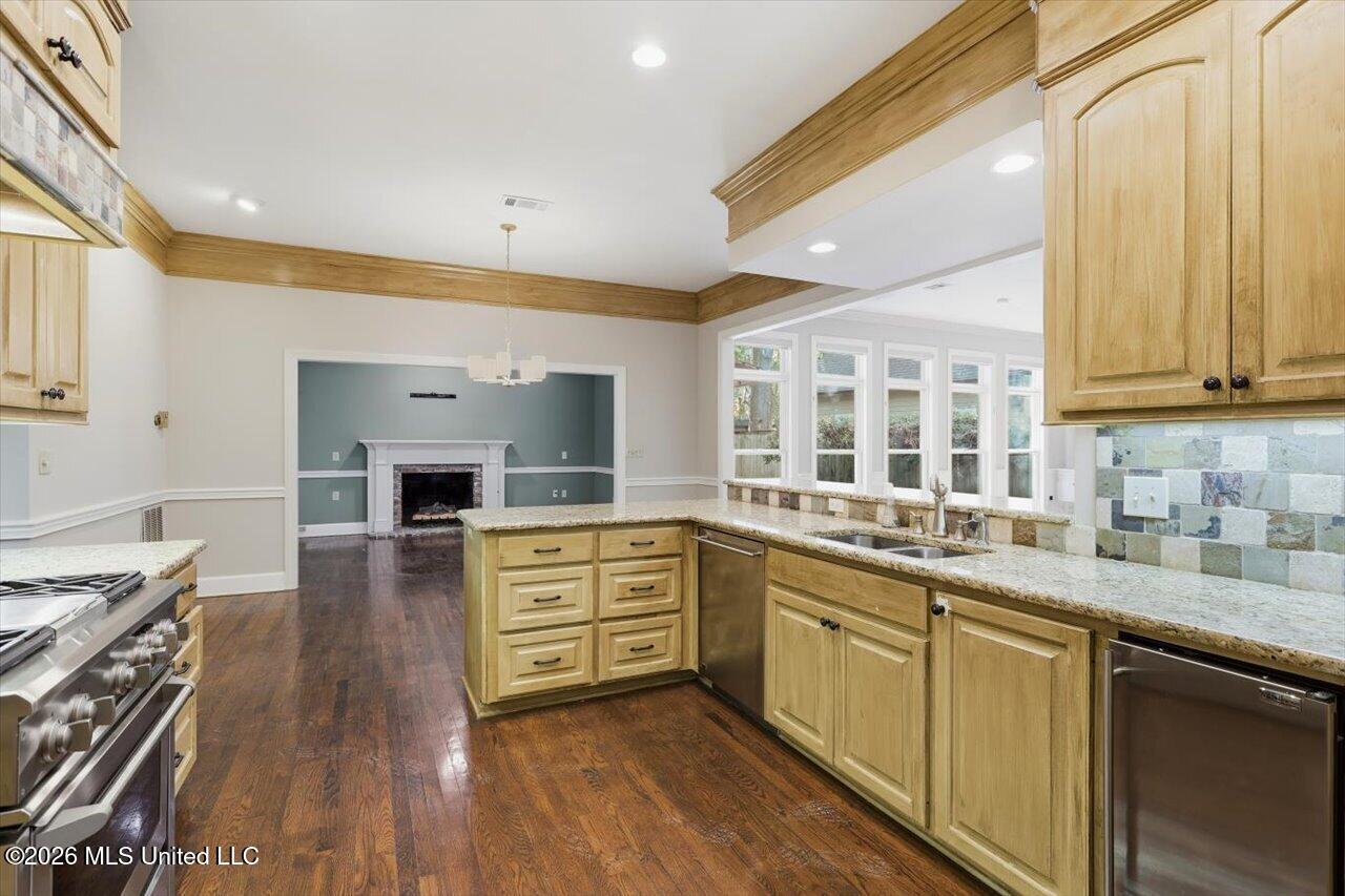 36 Moss Forest Circle Property Photo 13