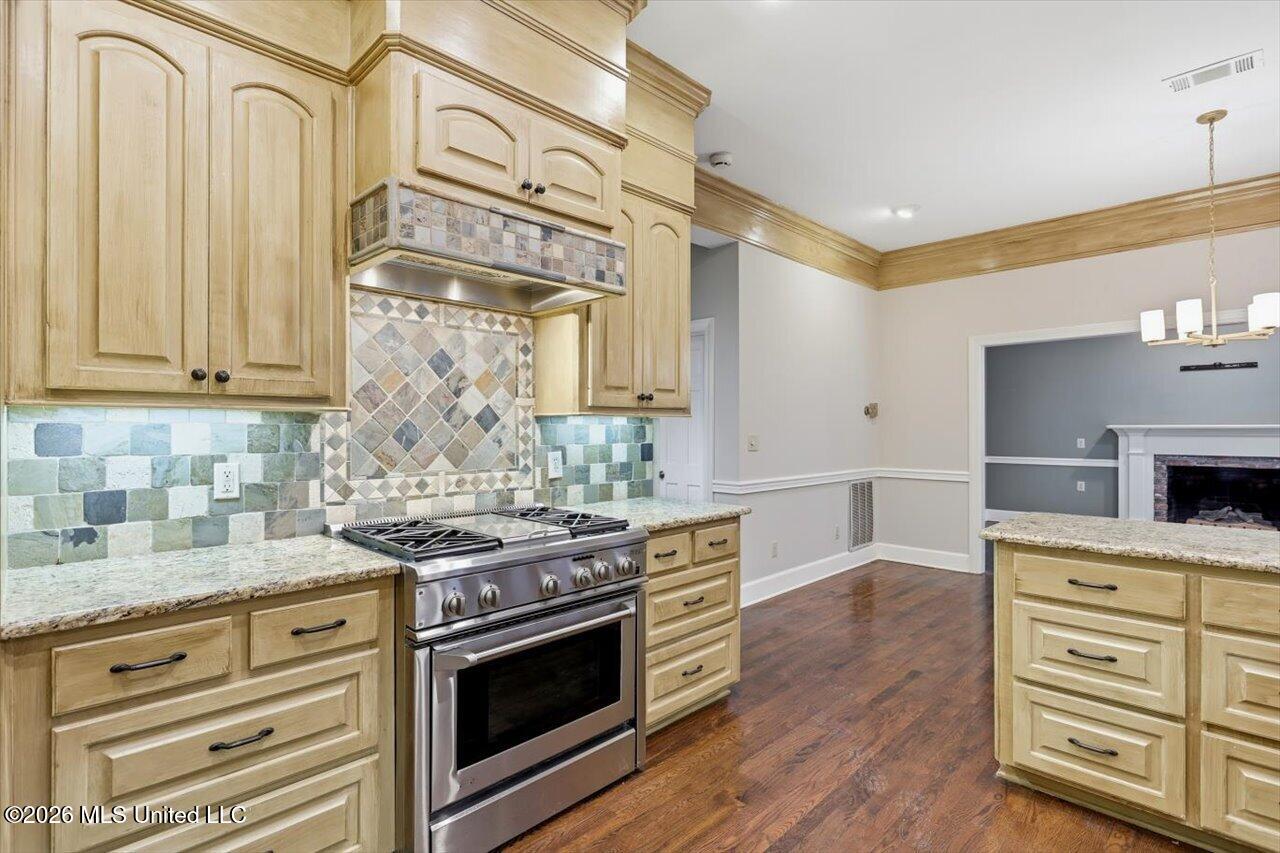 36 Moss Forest Circle Property Photo 15