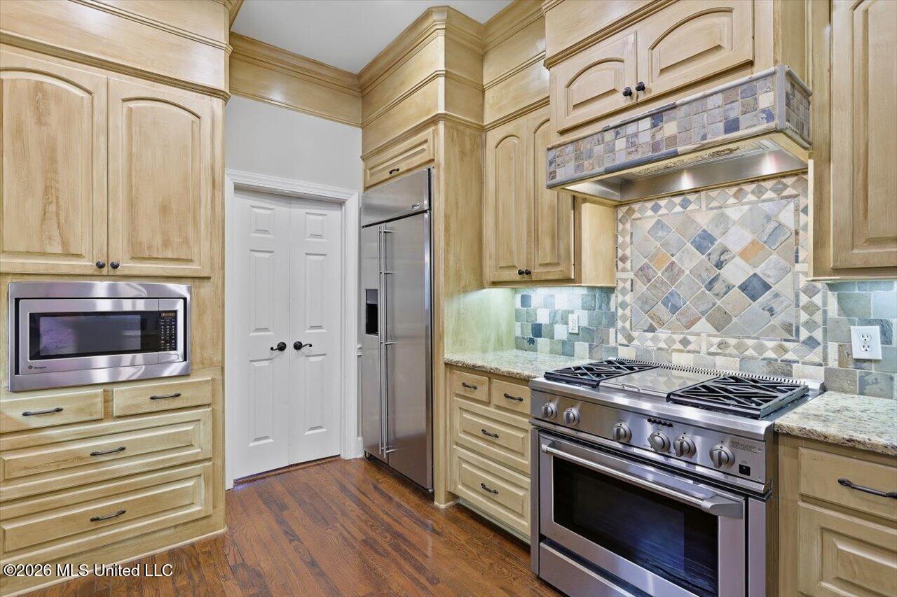 36 Moss Forest Circle Property Photo 16