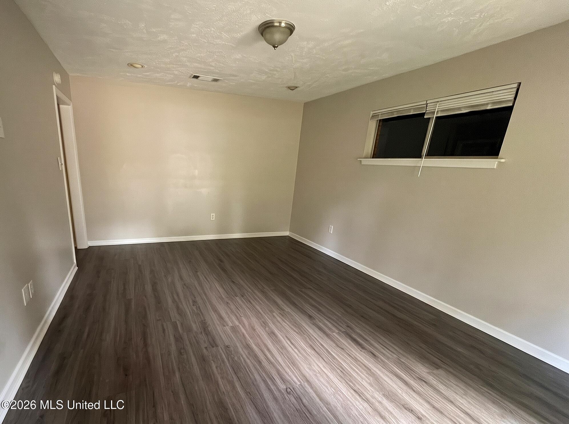 5812 Cypress Trail Property Photo 5