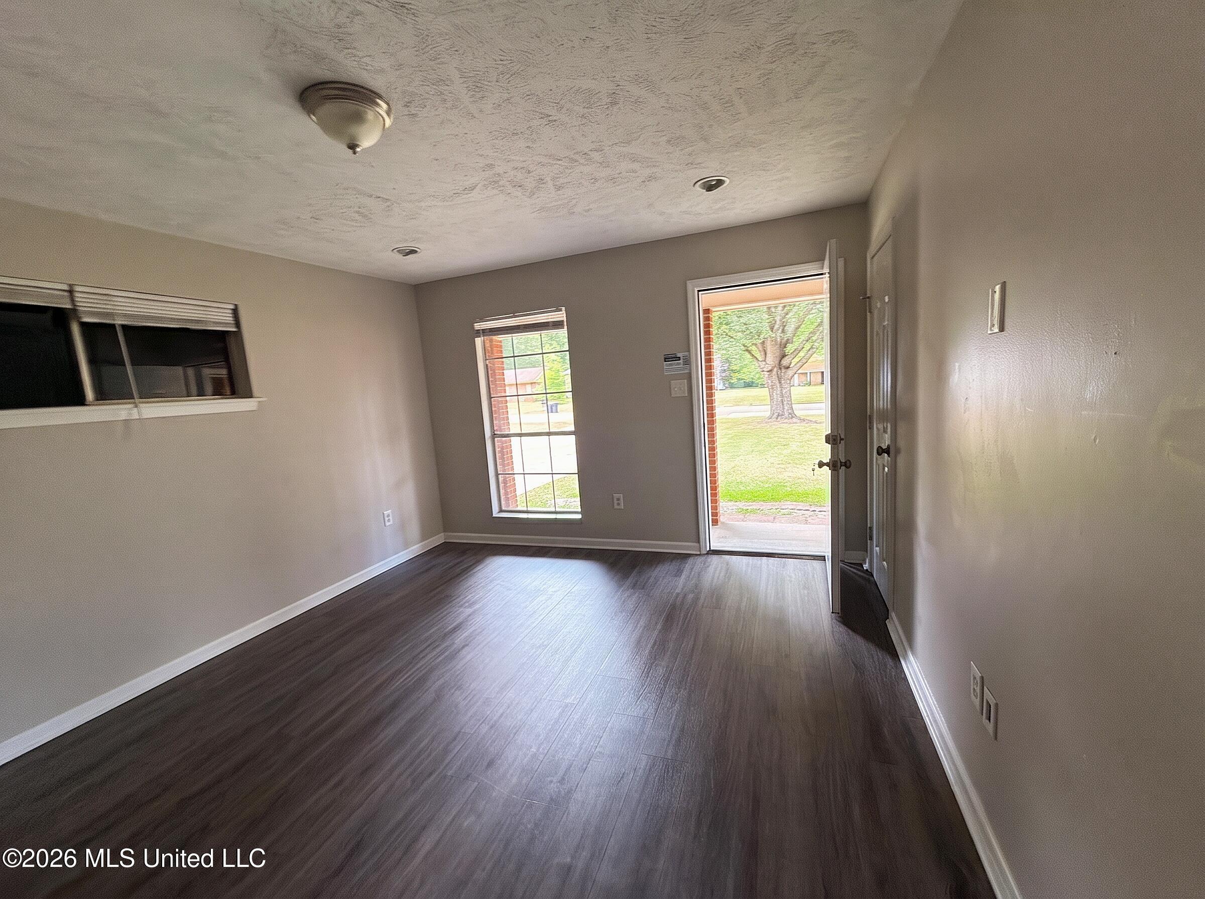 5812 Cypress Trail Property Photo 6