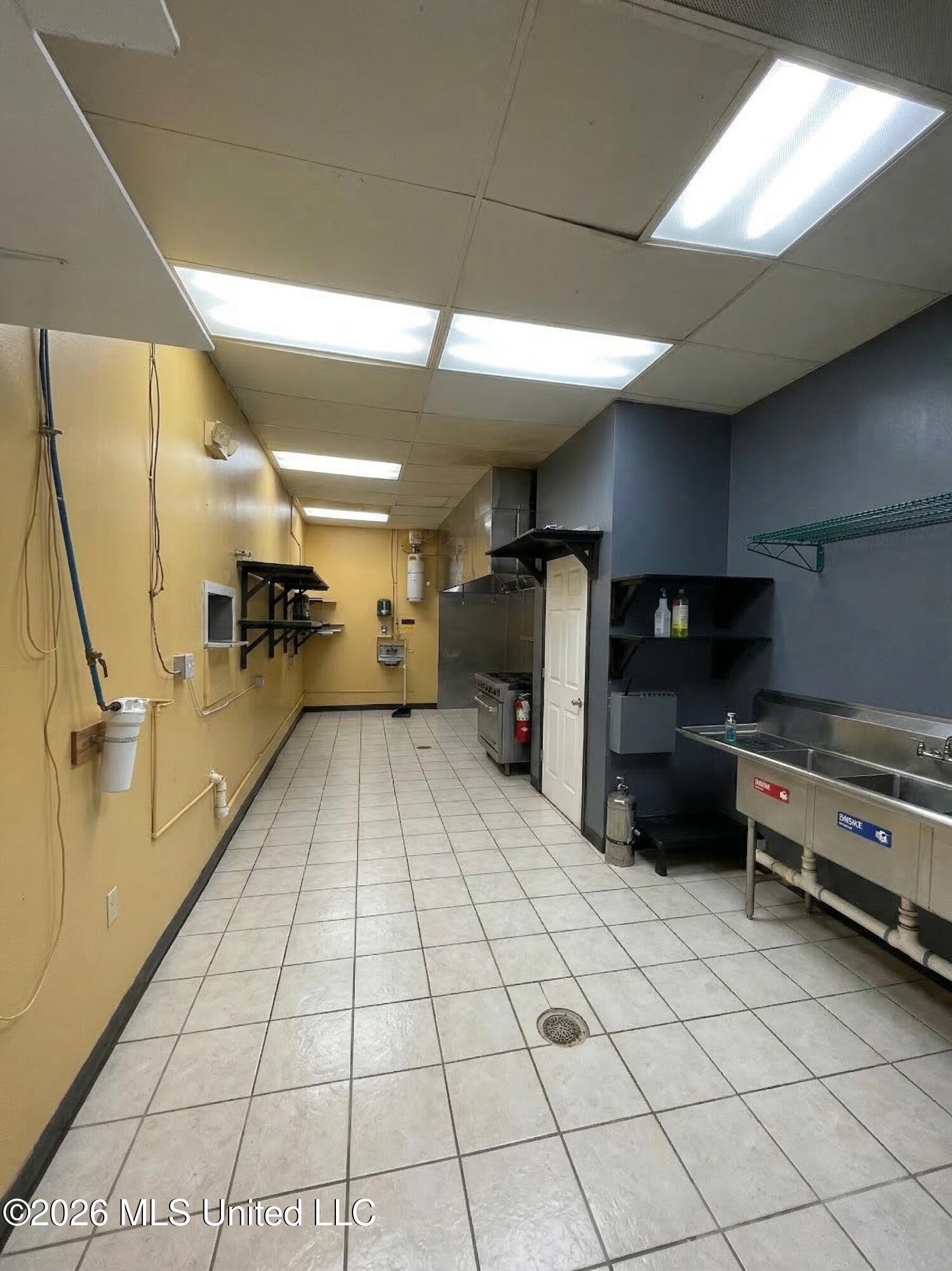 3011 Ingalls Avenue Property Photo 4