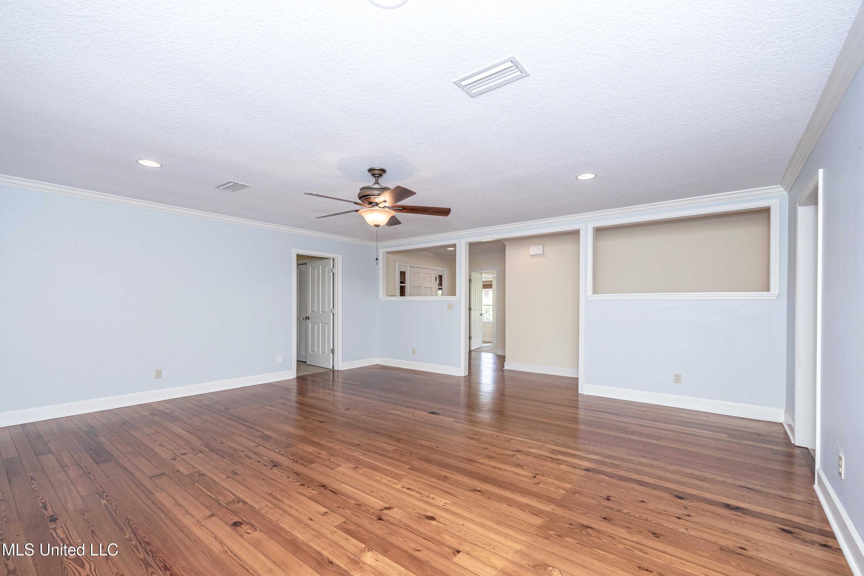 416 Jackson Avenue Property Photo 22
