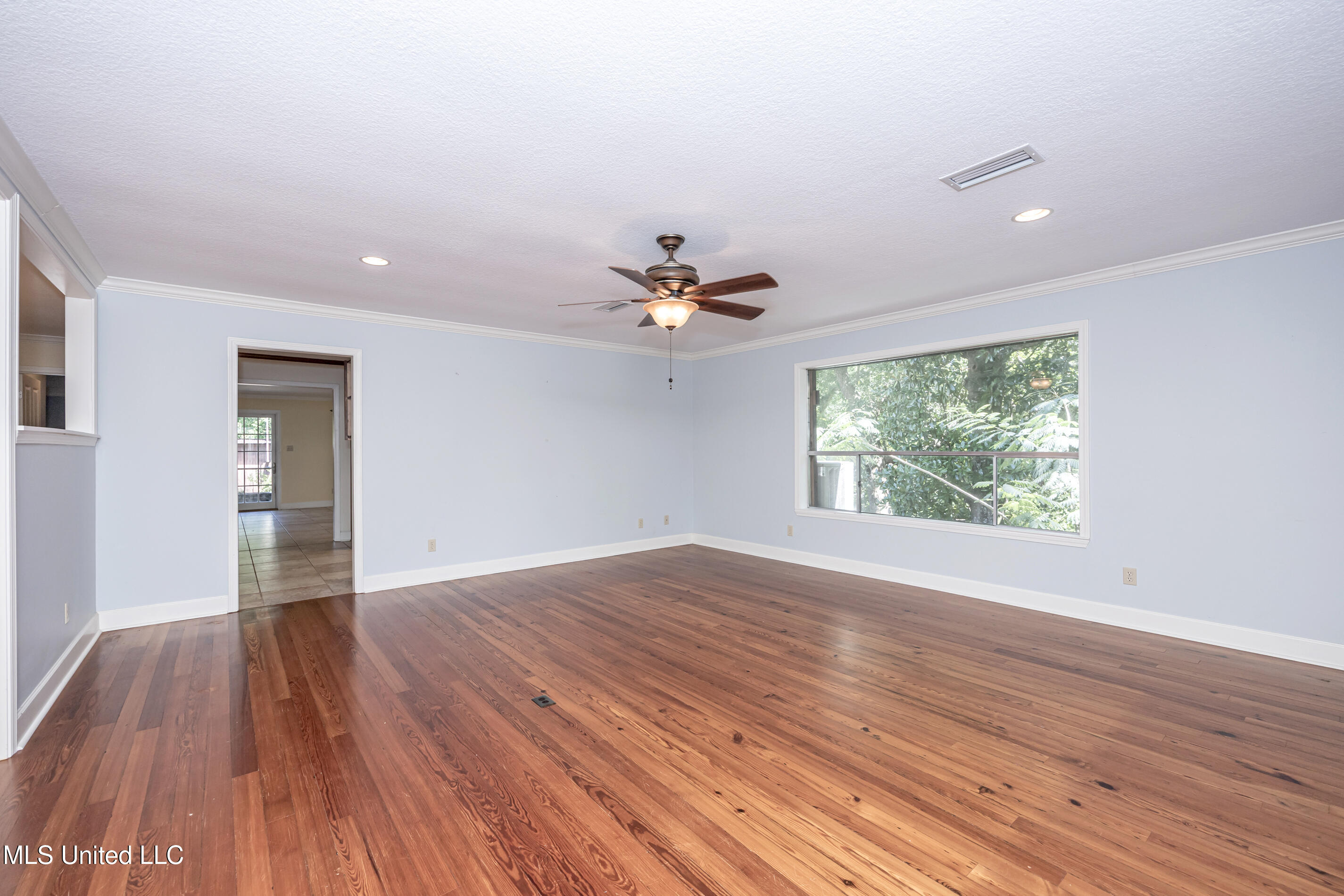 416 Jackson Avenue Property Photo 24