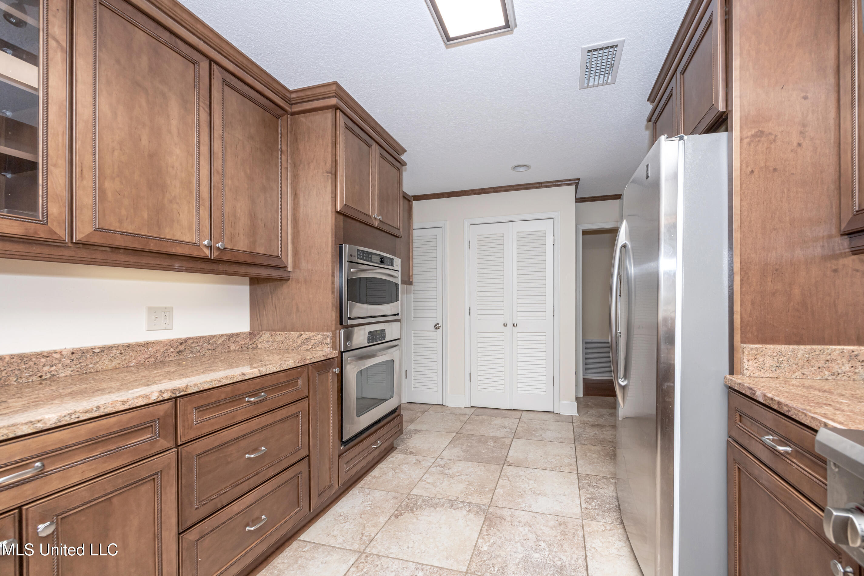 416 Jackson Avenue Property Photo 30