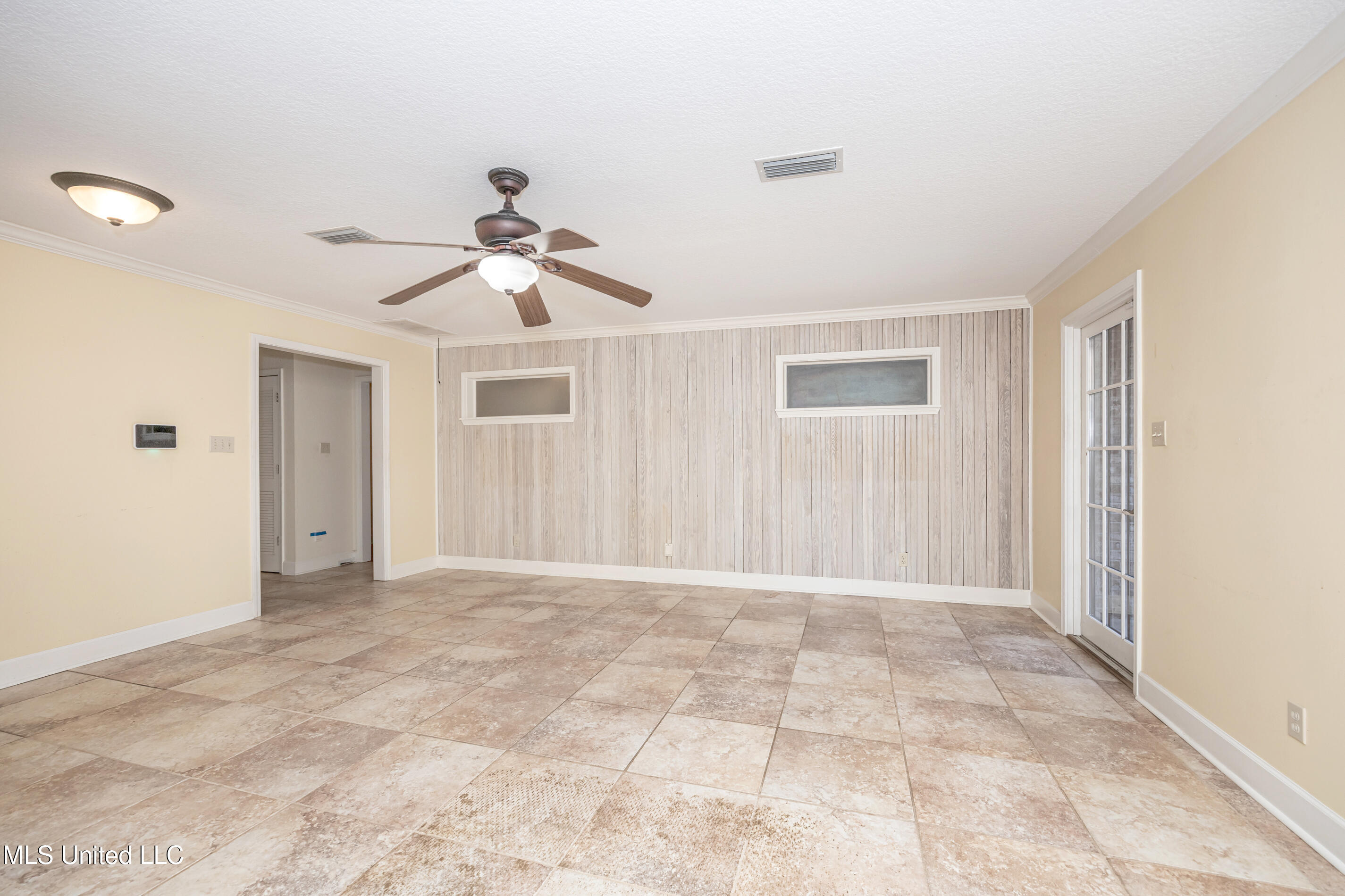 416 Jackson Avenue Property Photo 34
