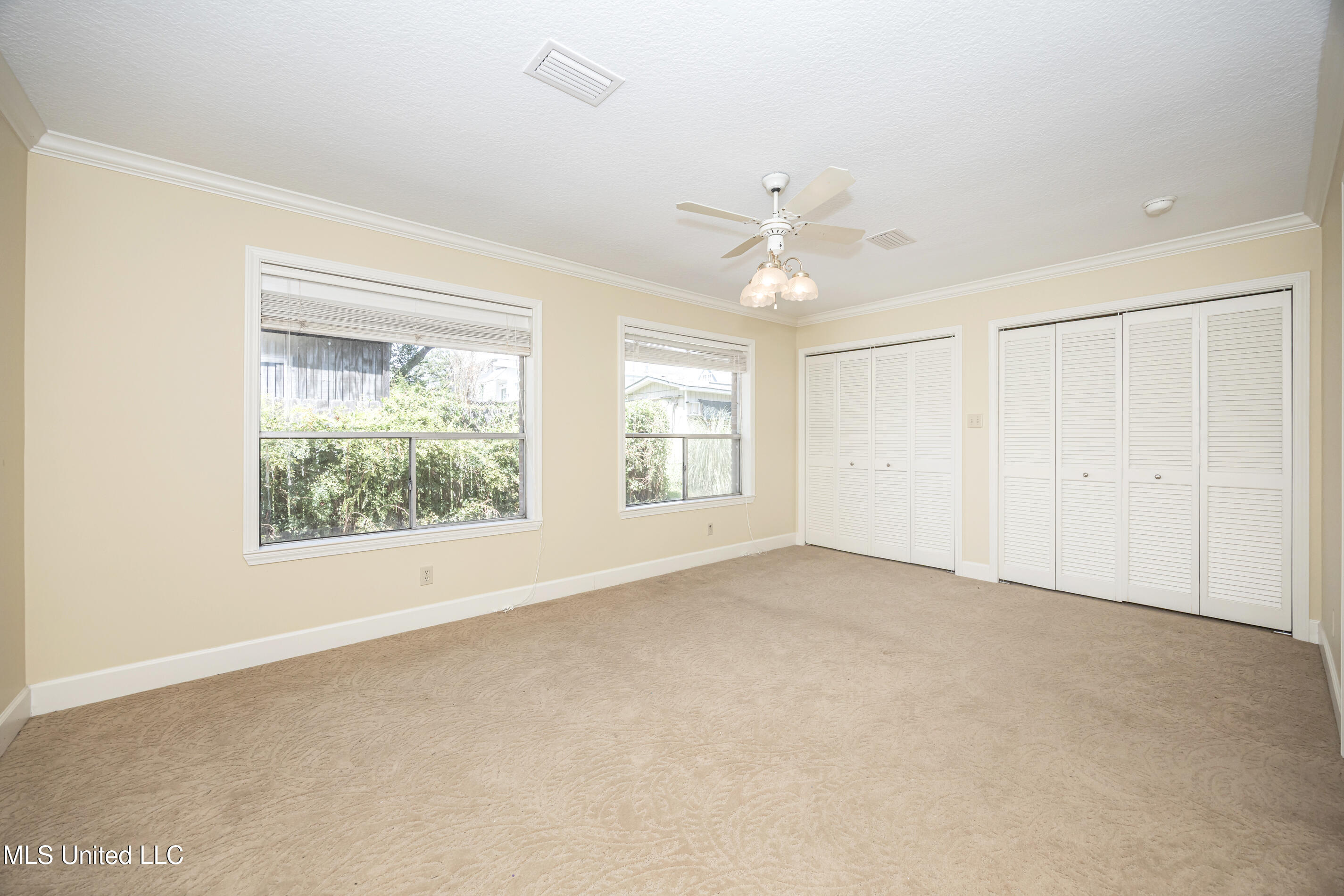 416 Jackson Avenue Property Photo 41