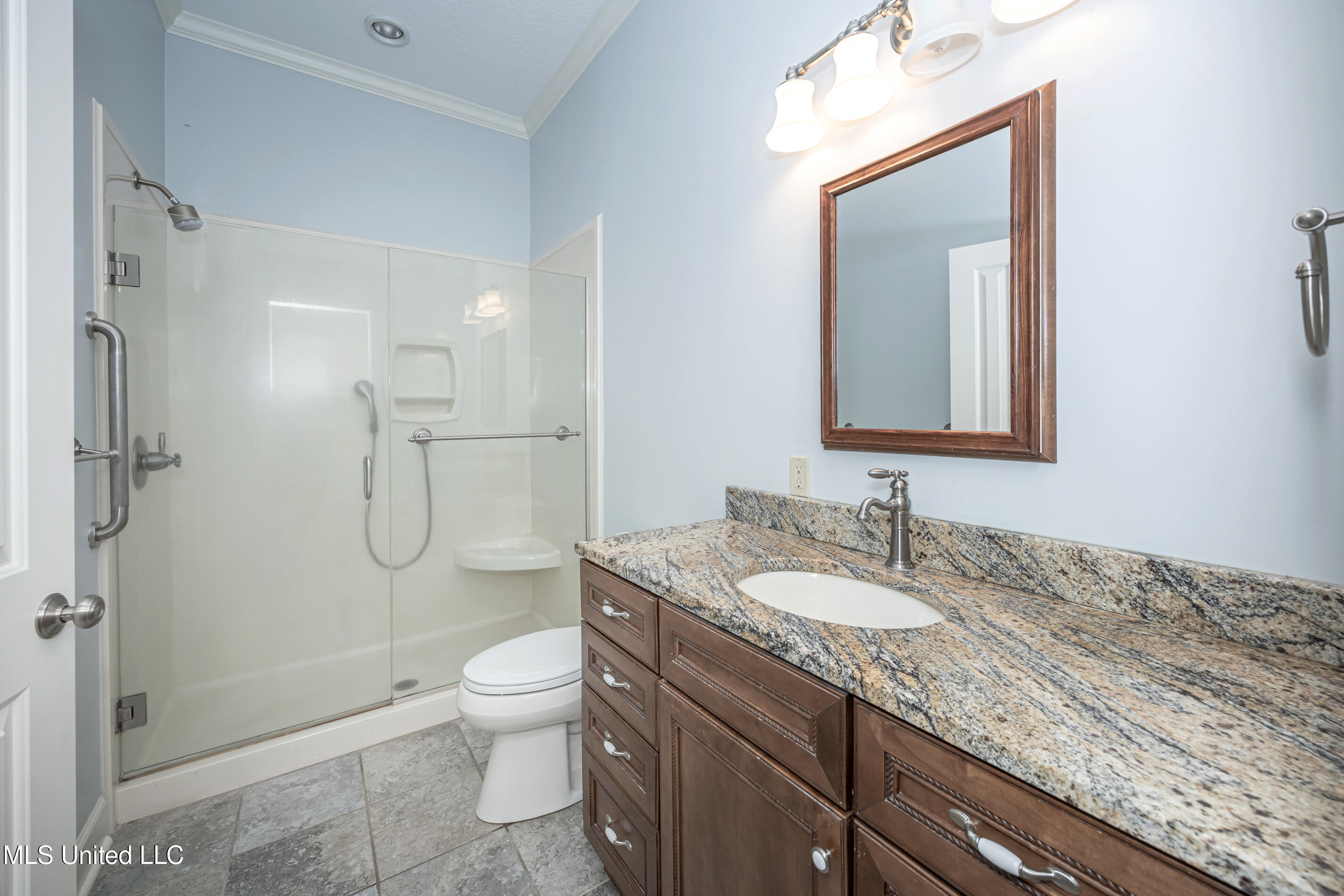 416 Jackson Avenue Property Photo 53
