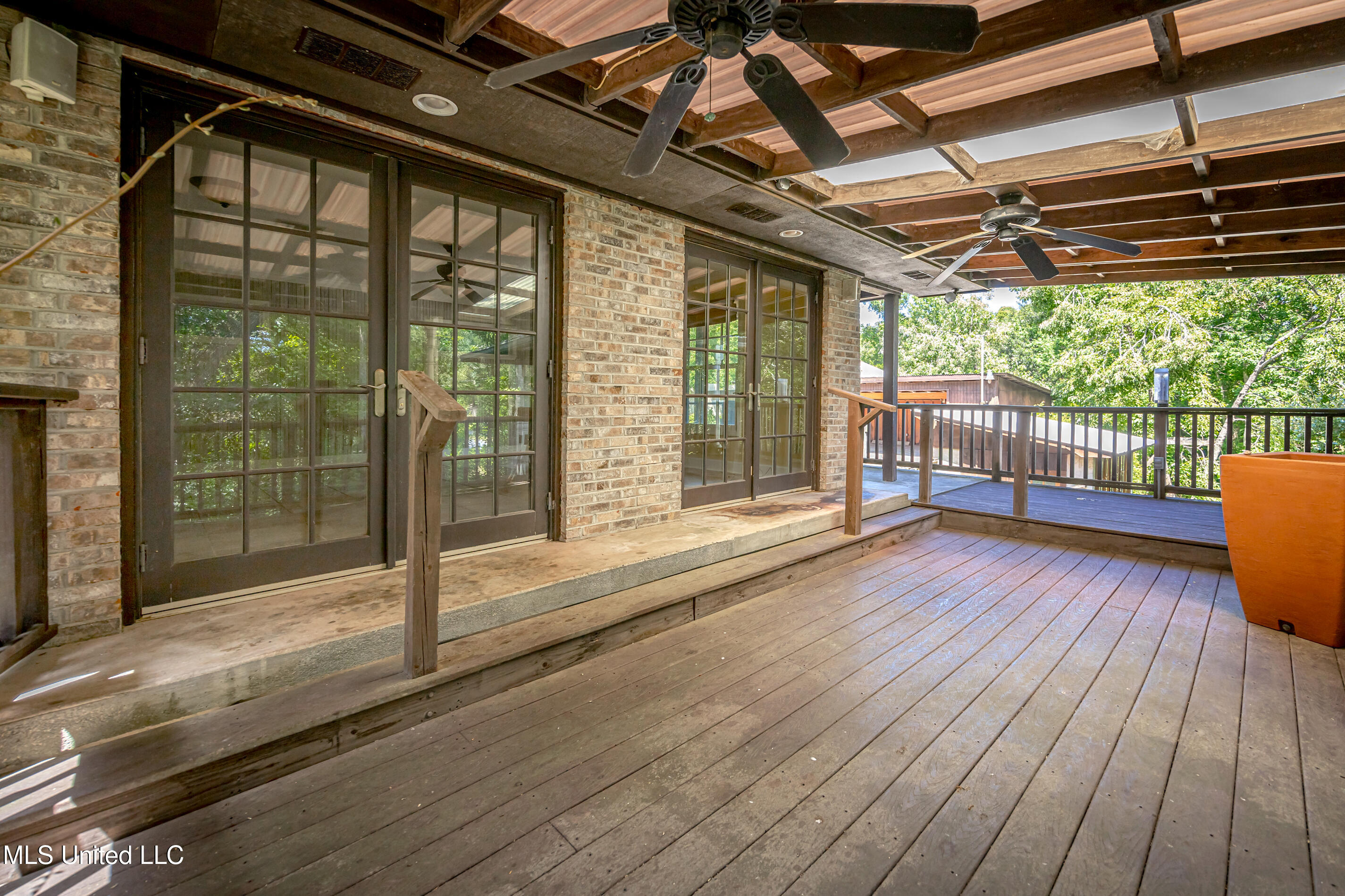 416 Jackson Avenue Property Photo 62