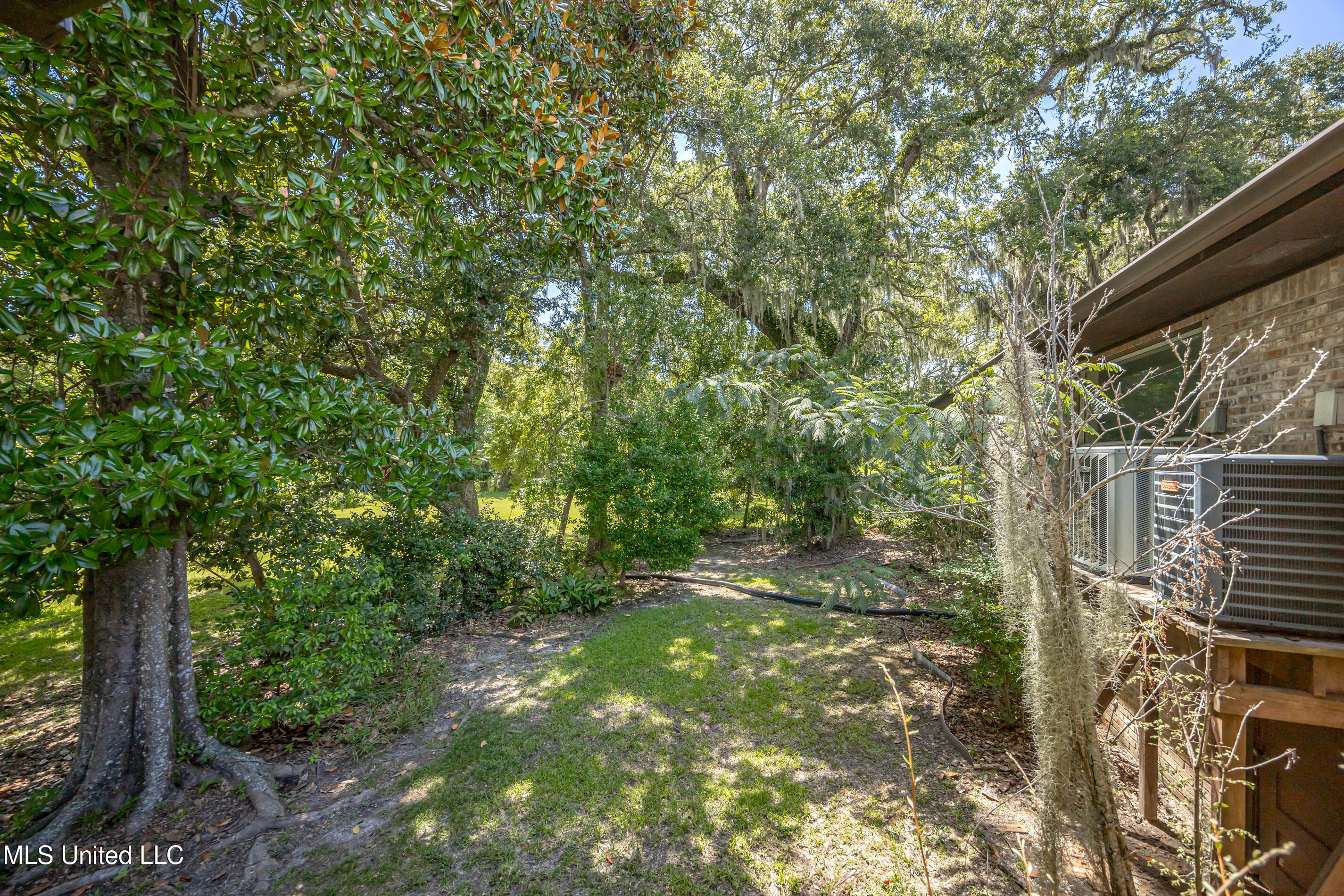 416 Jackson Avenue Property Photo 63