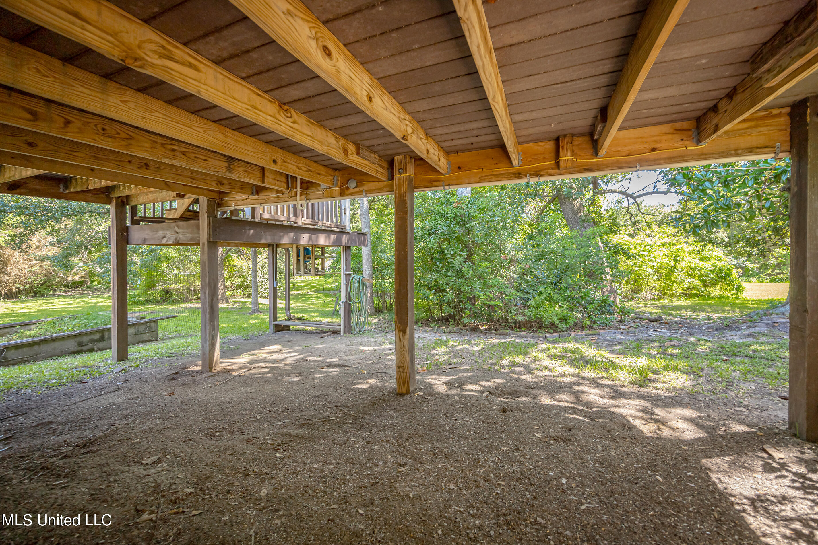 416 Jackson Avenue Property Photo 79