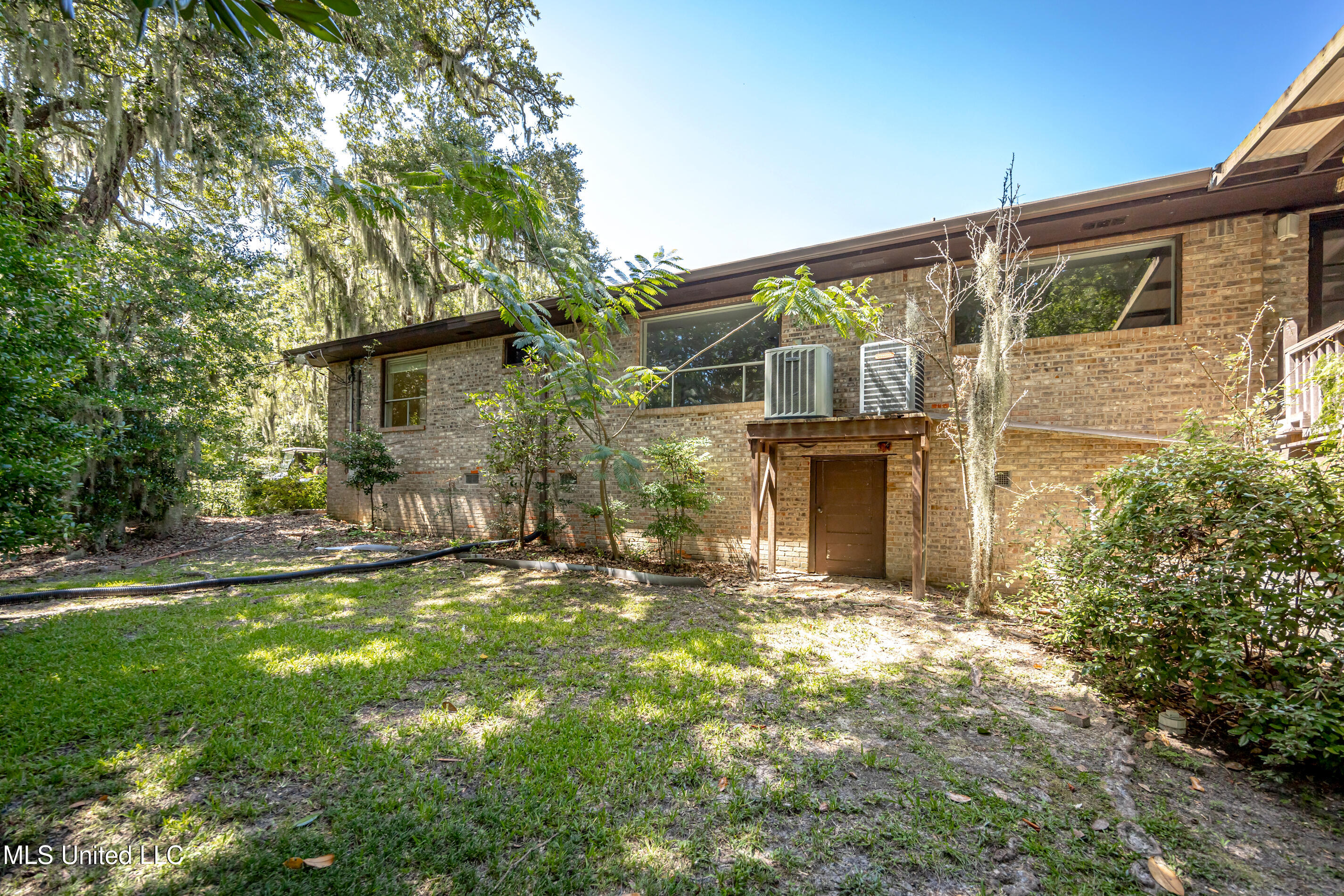 416 Jackson Avenue Property Photo 83