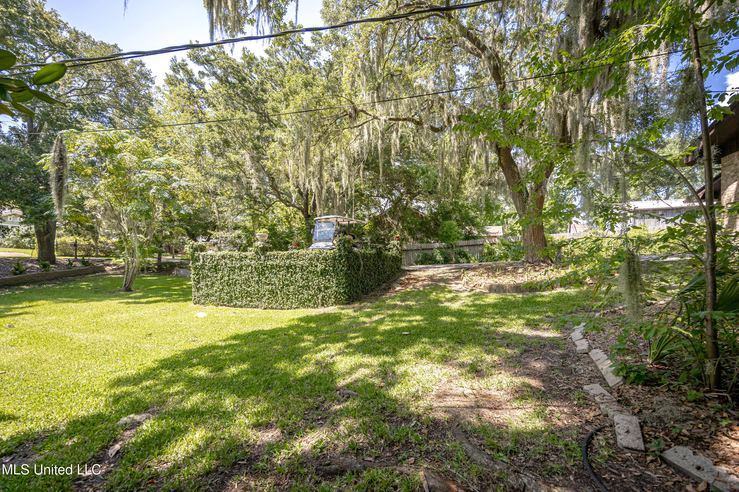 416 Jackson Avenue Property Photo 86