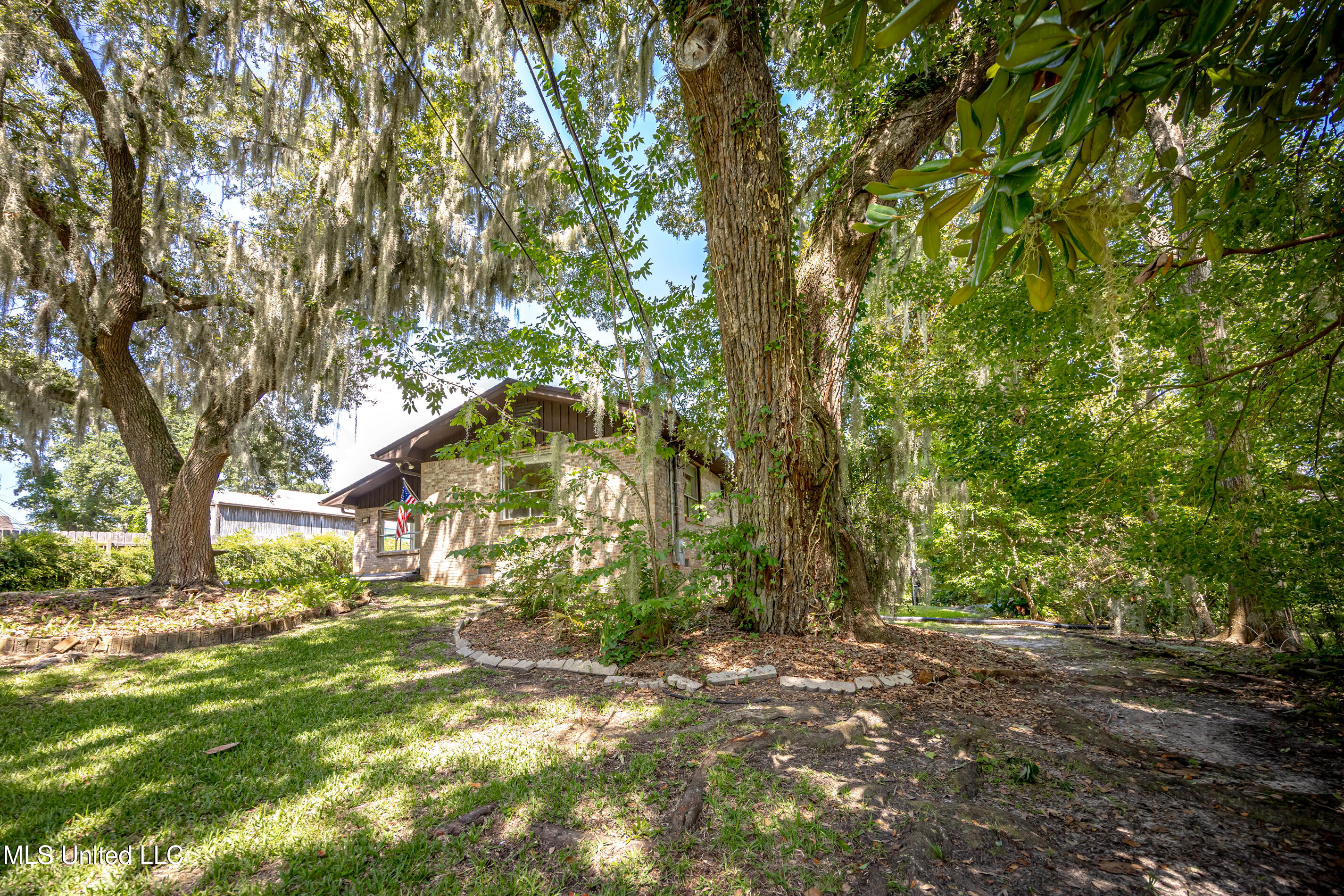 416 Jackson Avenue Property Photo 87