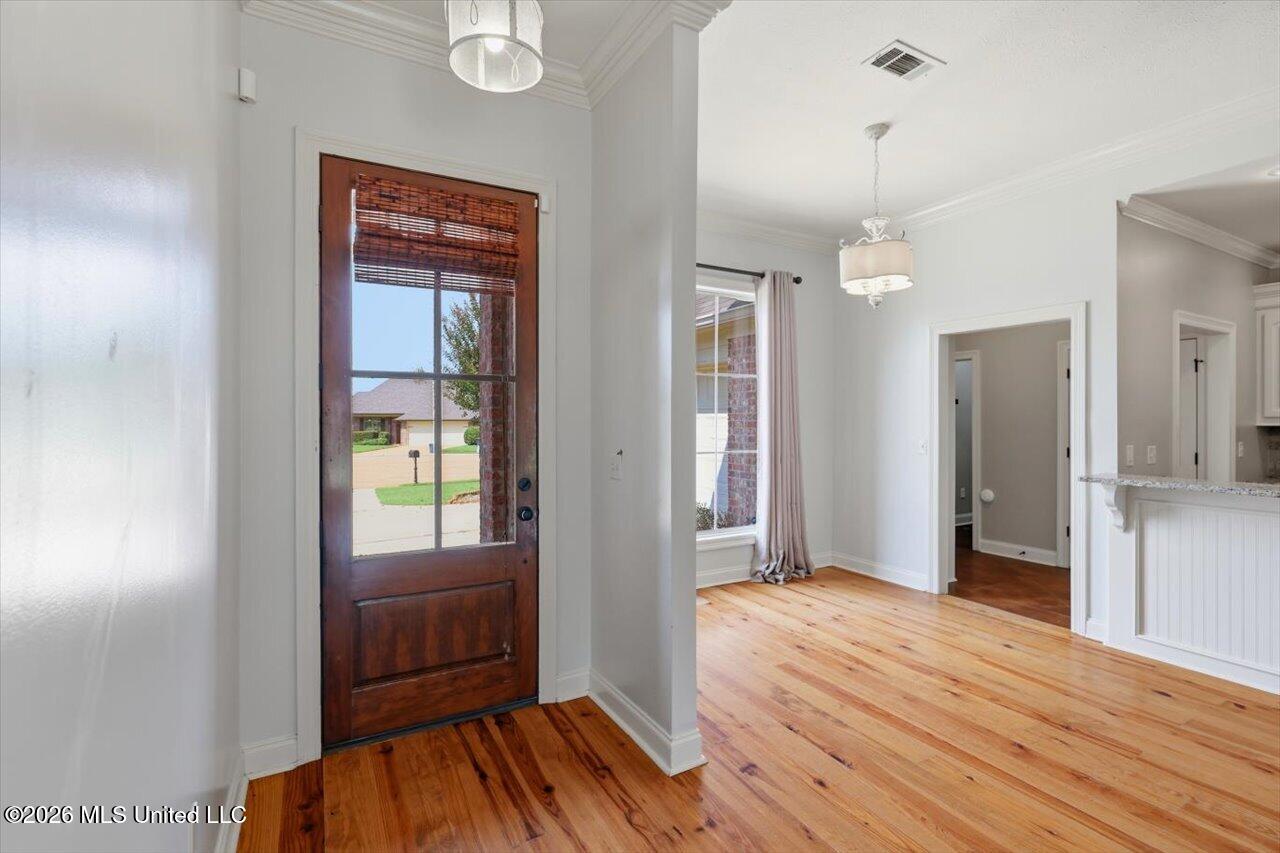 102 Mary Leigh Way Property Photo 6