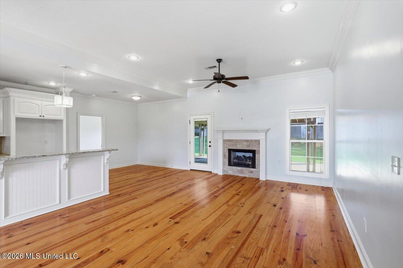 102 Mary Leigh Way Property Photo 8