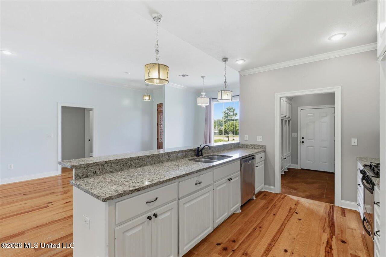 102 Mary Leigh Way Property Photo 14
