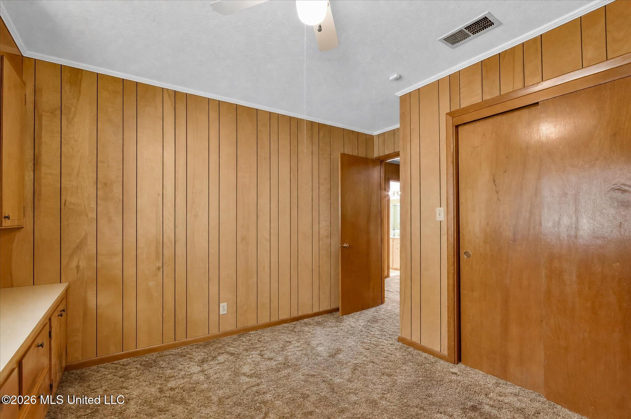 109 Lincoln Avenue Property Photo 49