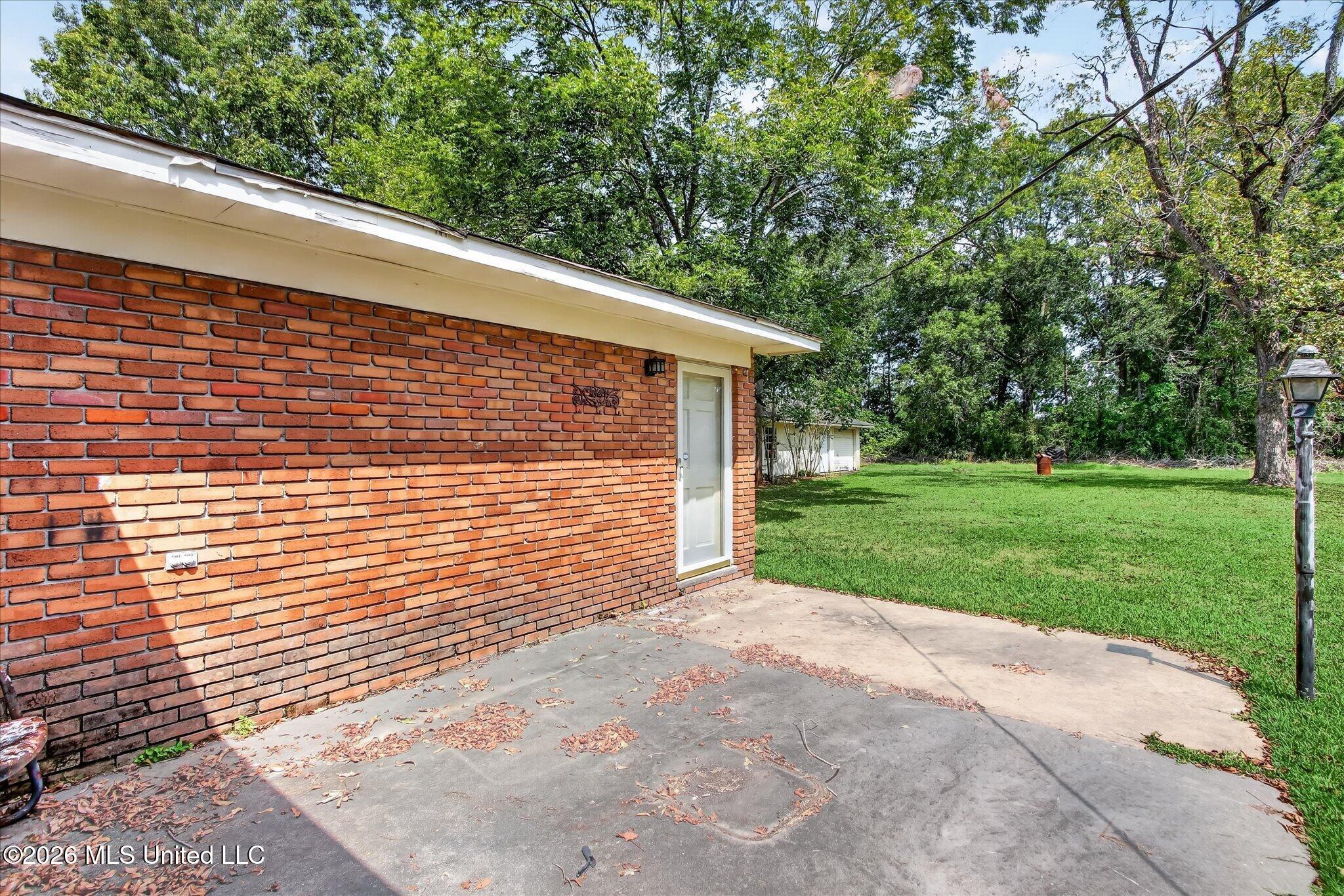 109 Lincoln Avenue Property Photo 50