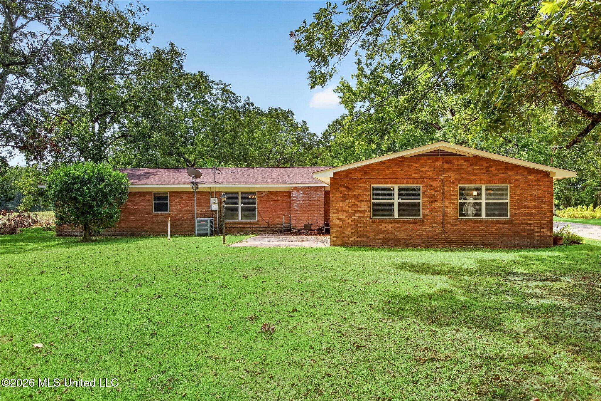 109 Lincoln Avenue Property Photo 52