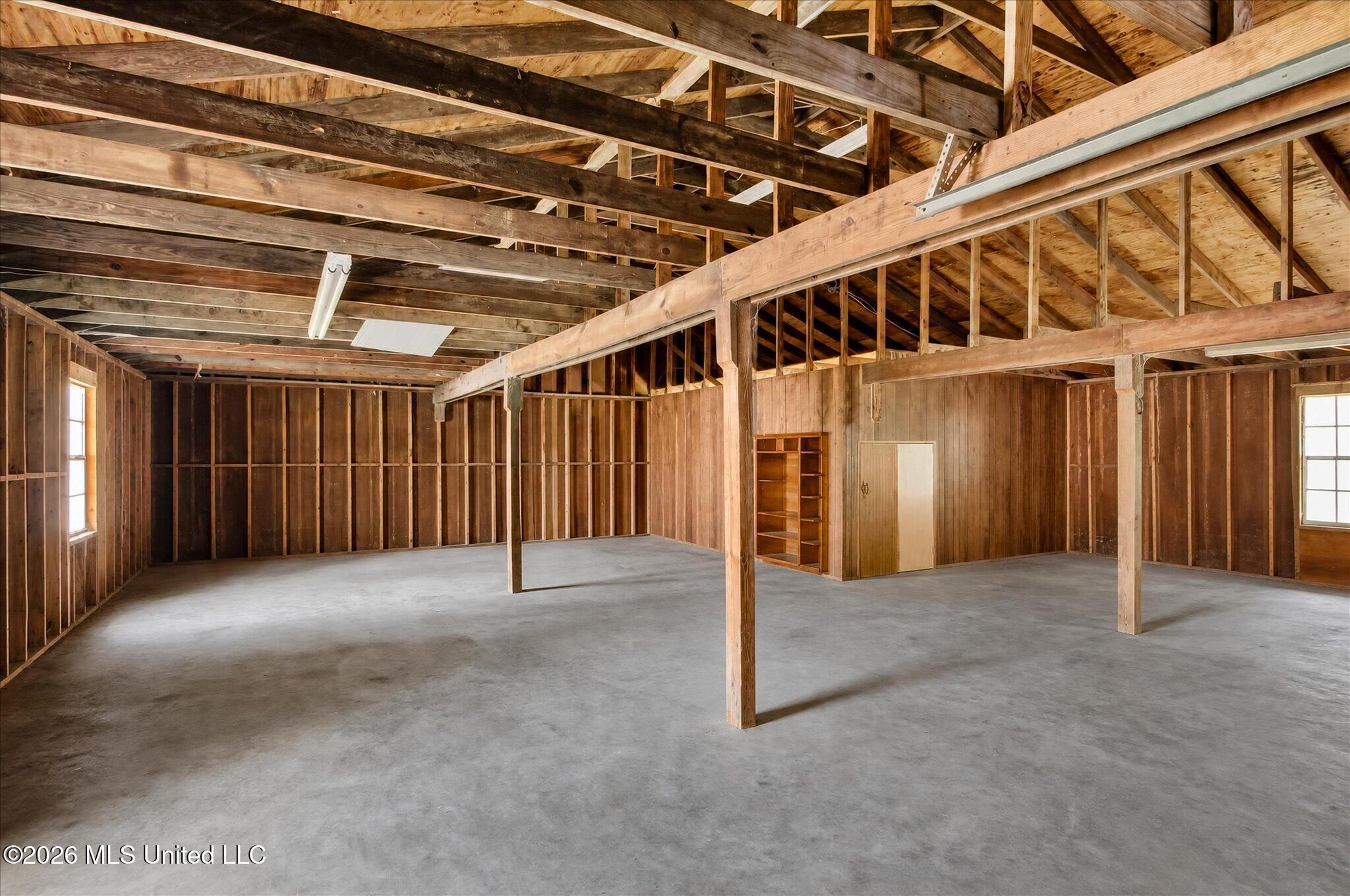 109 Lincoln Avenue Property Photo 64