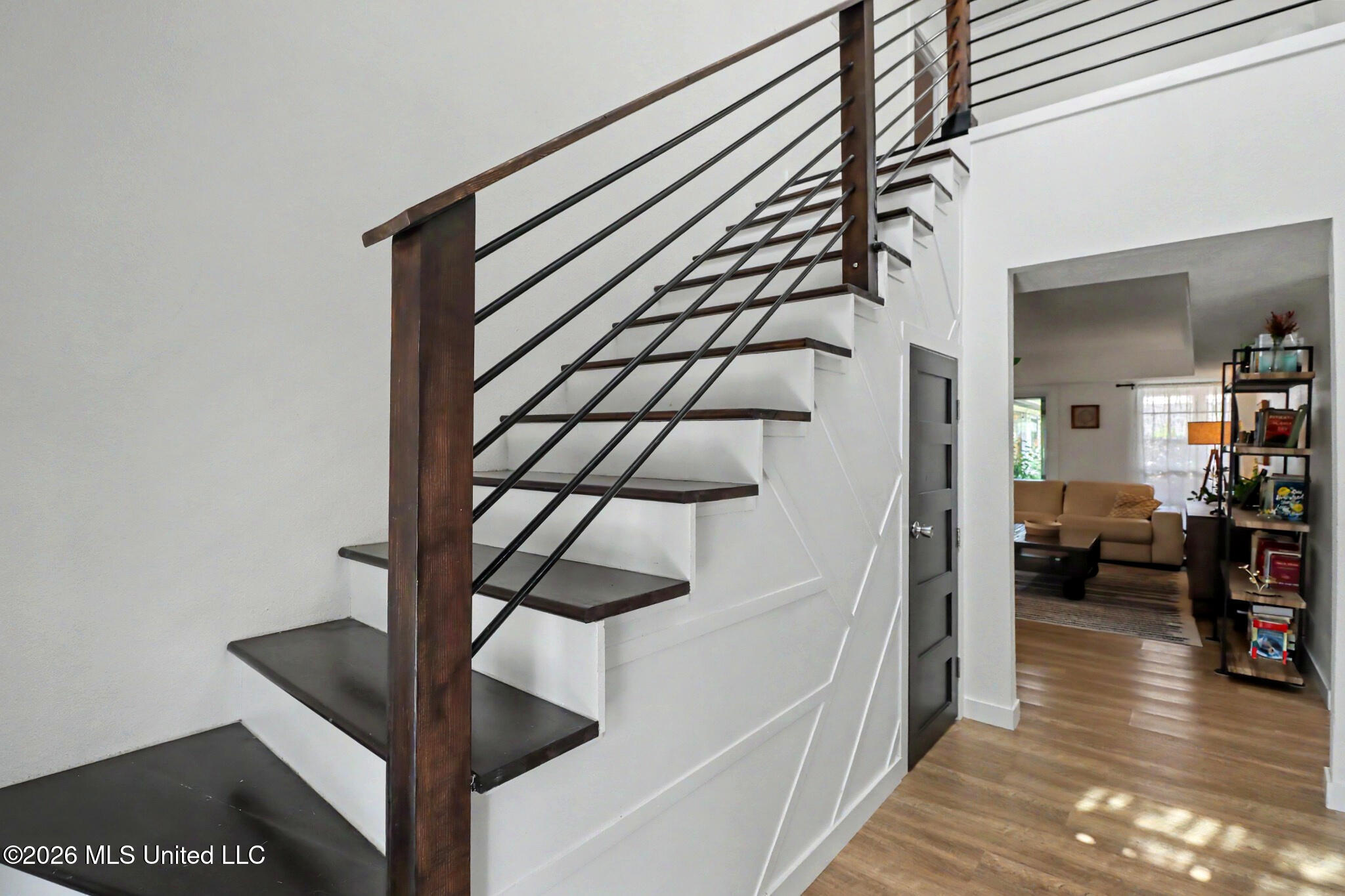 451 Cove Drive Property Photo 10