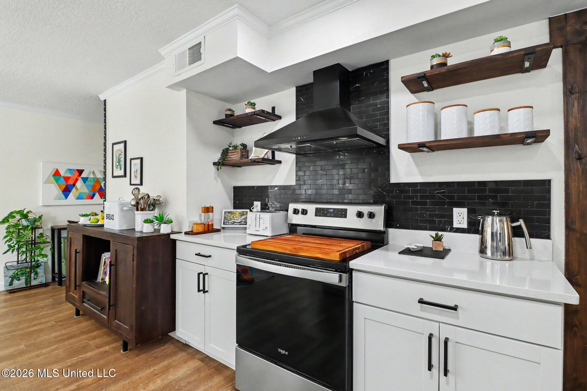 451 Cove Drive Property Photo 12
