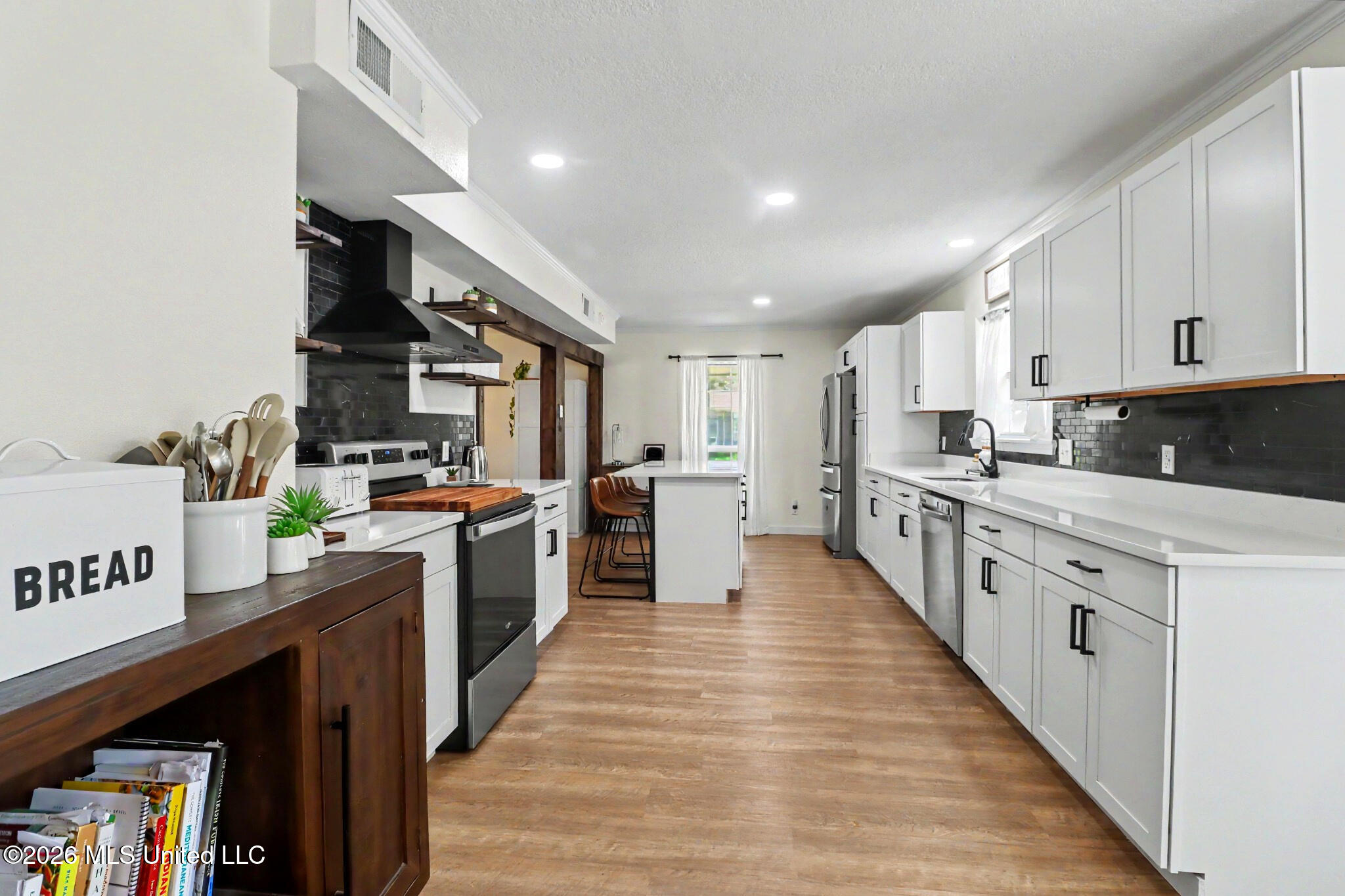 451 Cove Drive Property Photo 14