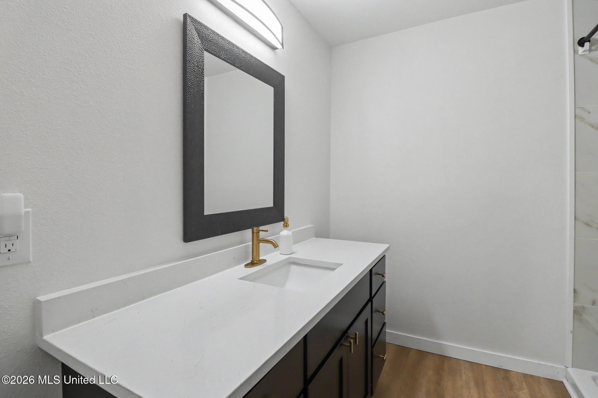 451 Cove Drive Property Photo 34