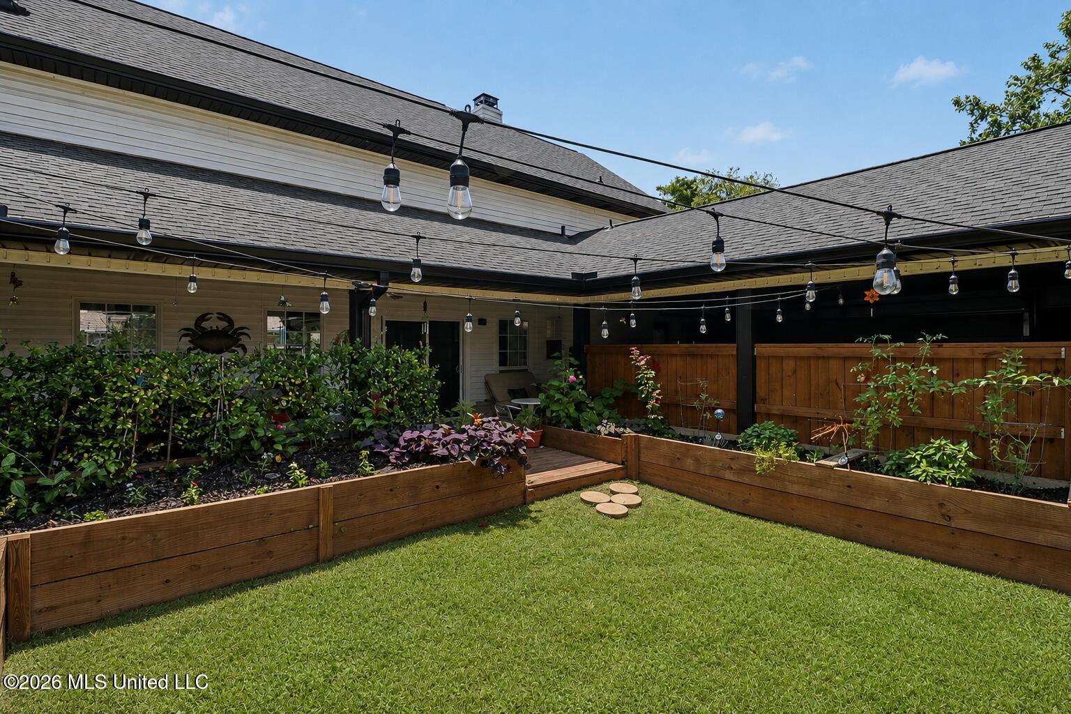 451 Cove Drive Property Photo 43
