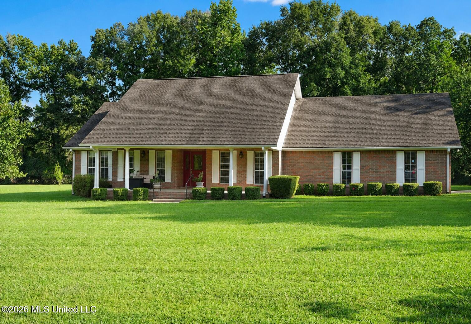 1070 Deerfield Road Property Photo 1