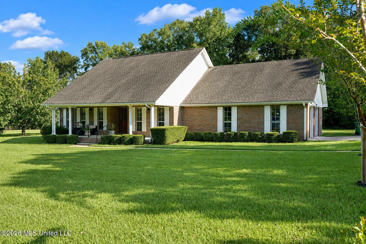 1070 Deerfield Road Property Photo 2