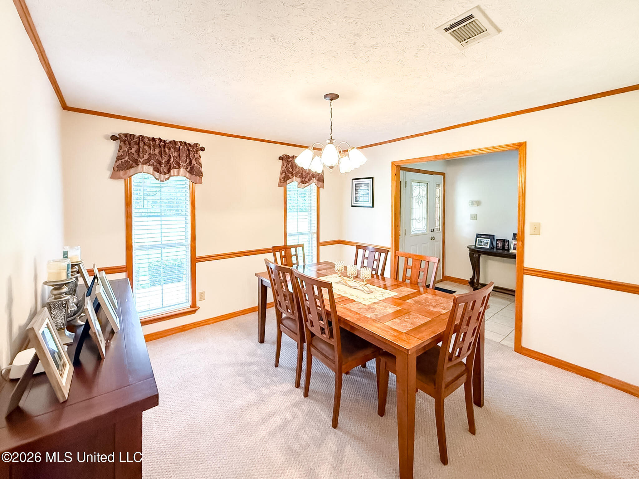 1070 Deerfield Road Property Photo 12