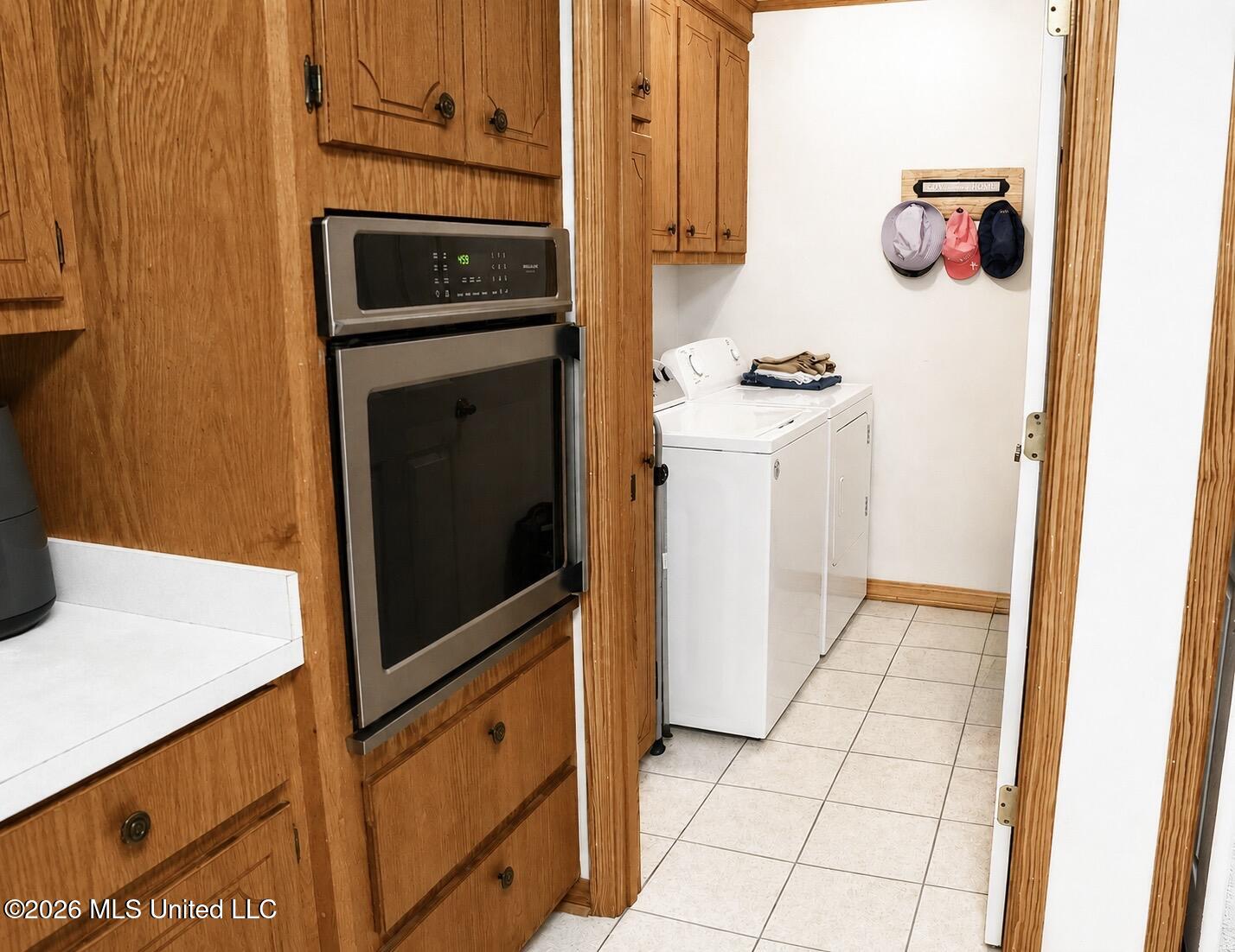 1070 Deerfield Road Property Photo 13