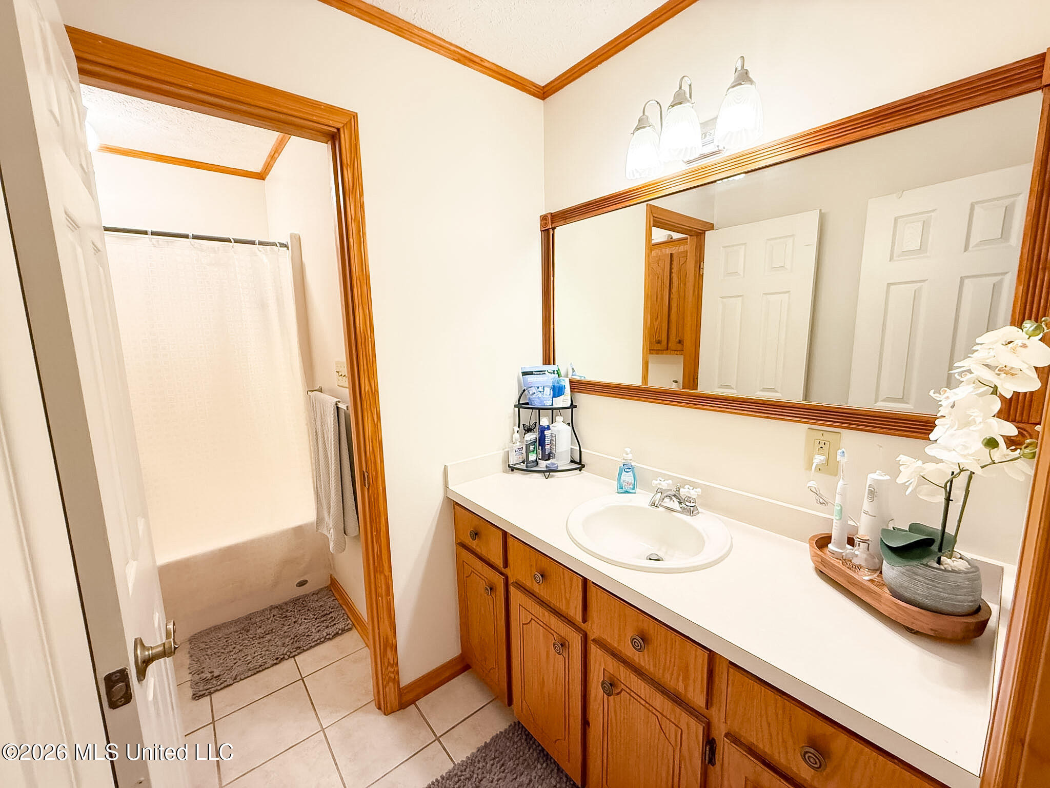 1070 Deerfield Road Property Photo 18