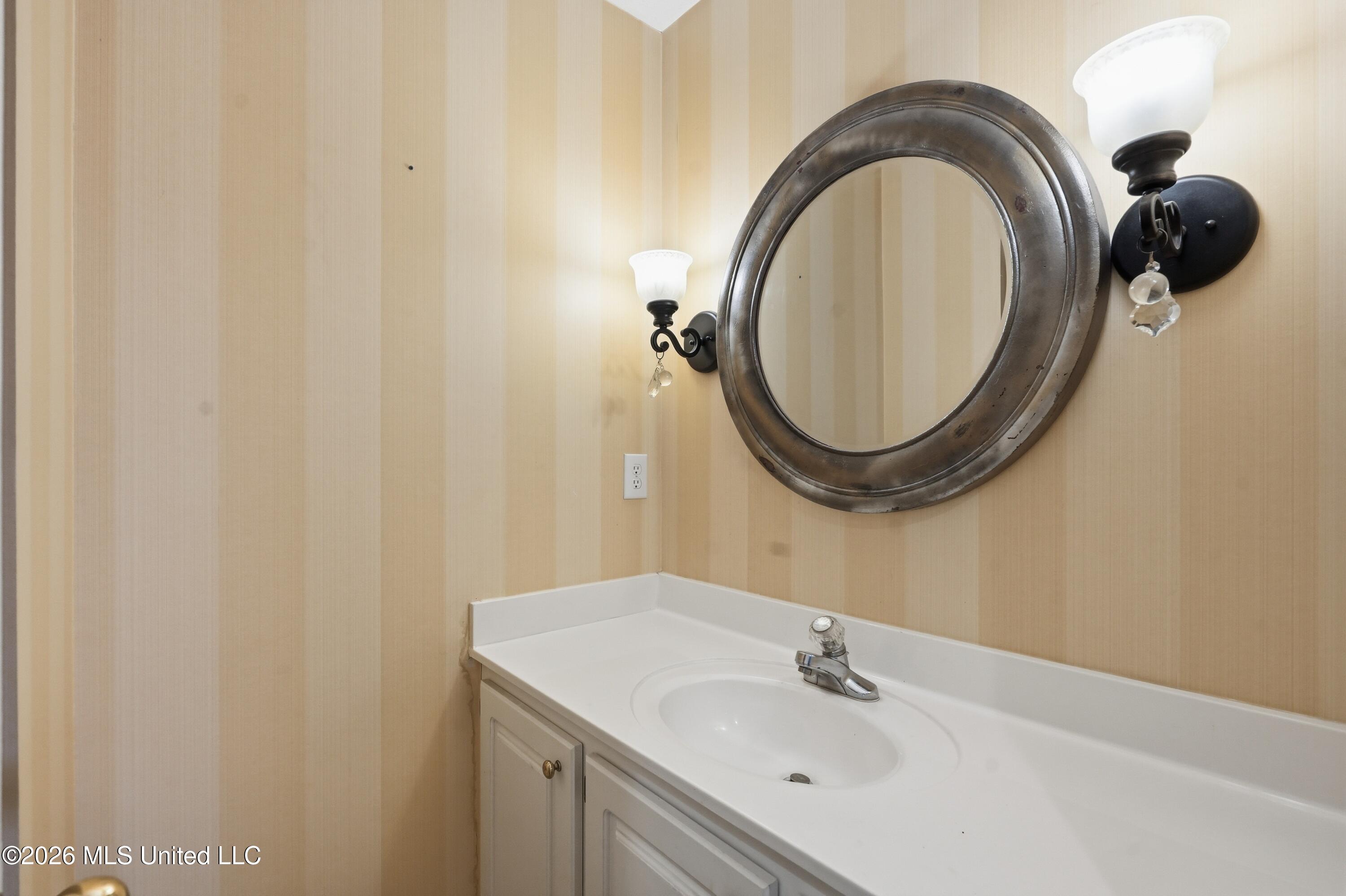 443 Bradford Drive Property Photo 15