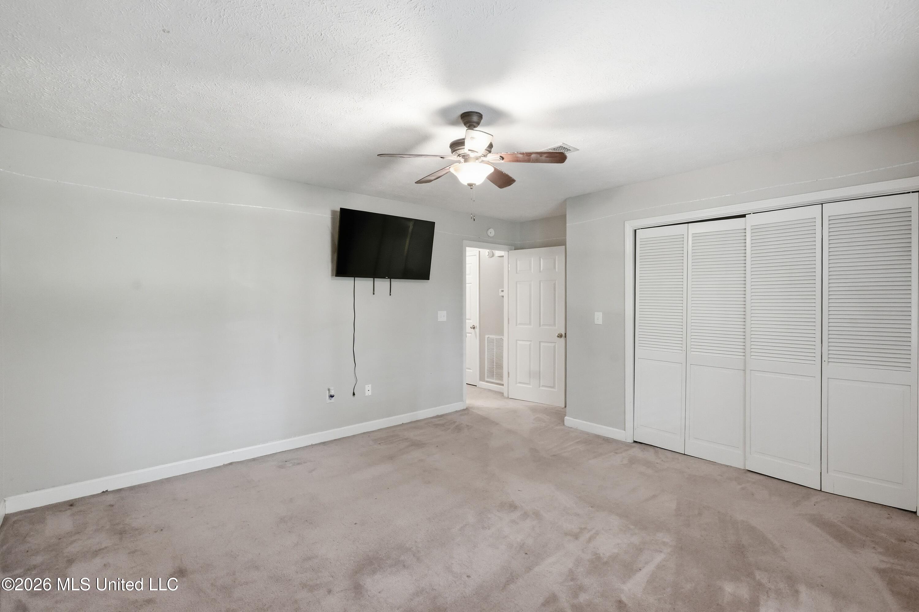 443 Bradford Drive Property Photo 35