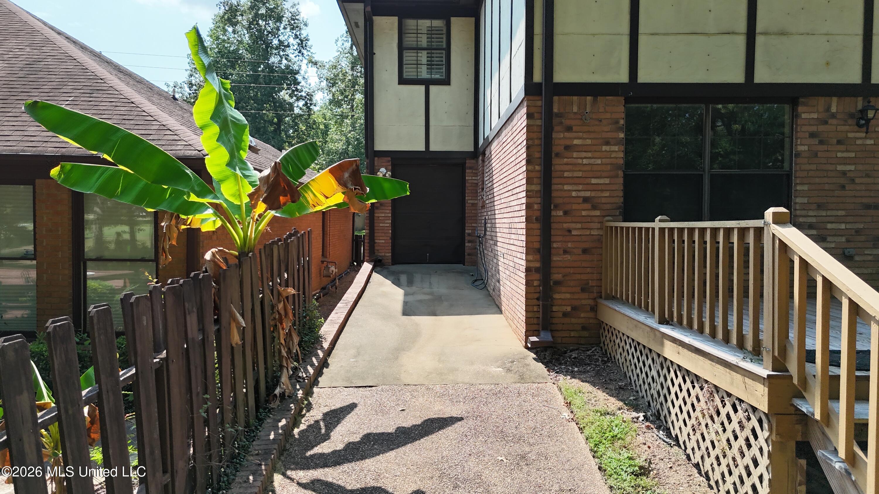 443 Bradford Drive Property Photo 40